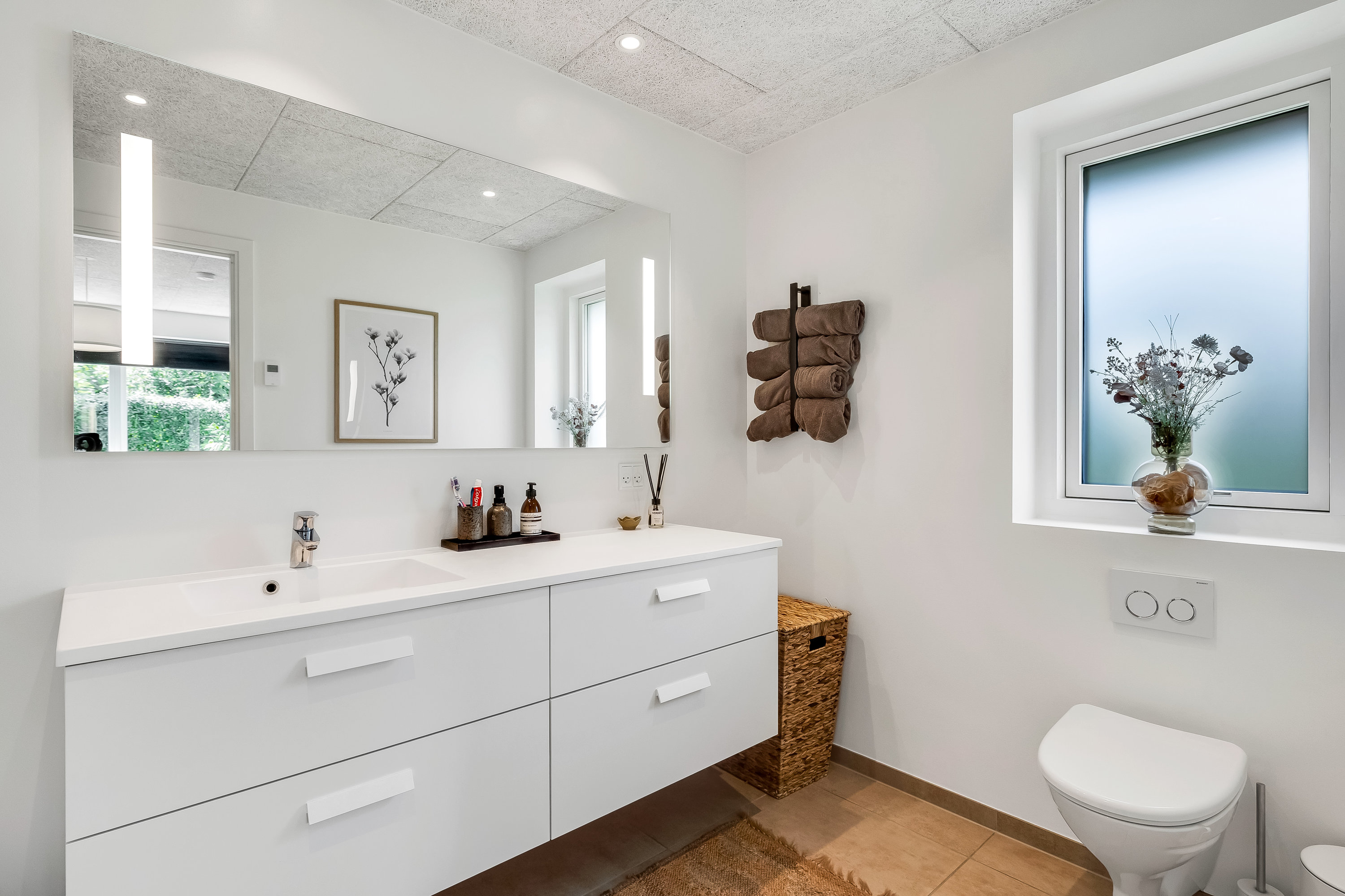 Fremhævet badeværelse billede i fuldskærmstilstand. Billede af Holstebrovej 40A, Rindum, 6950 Ringkøbing