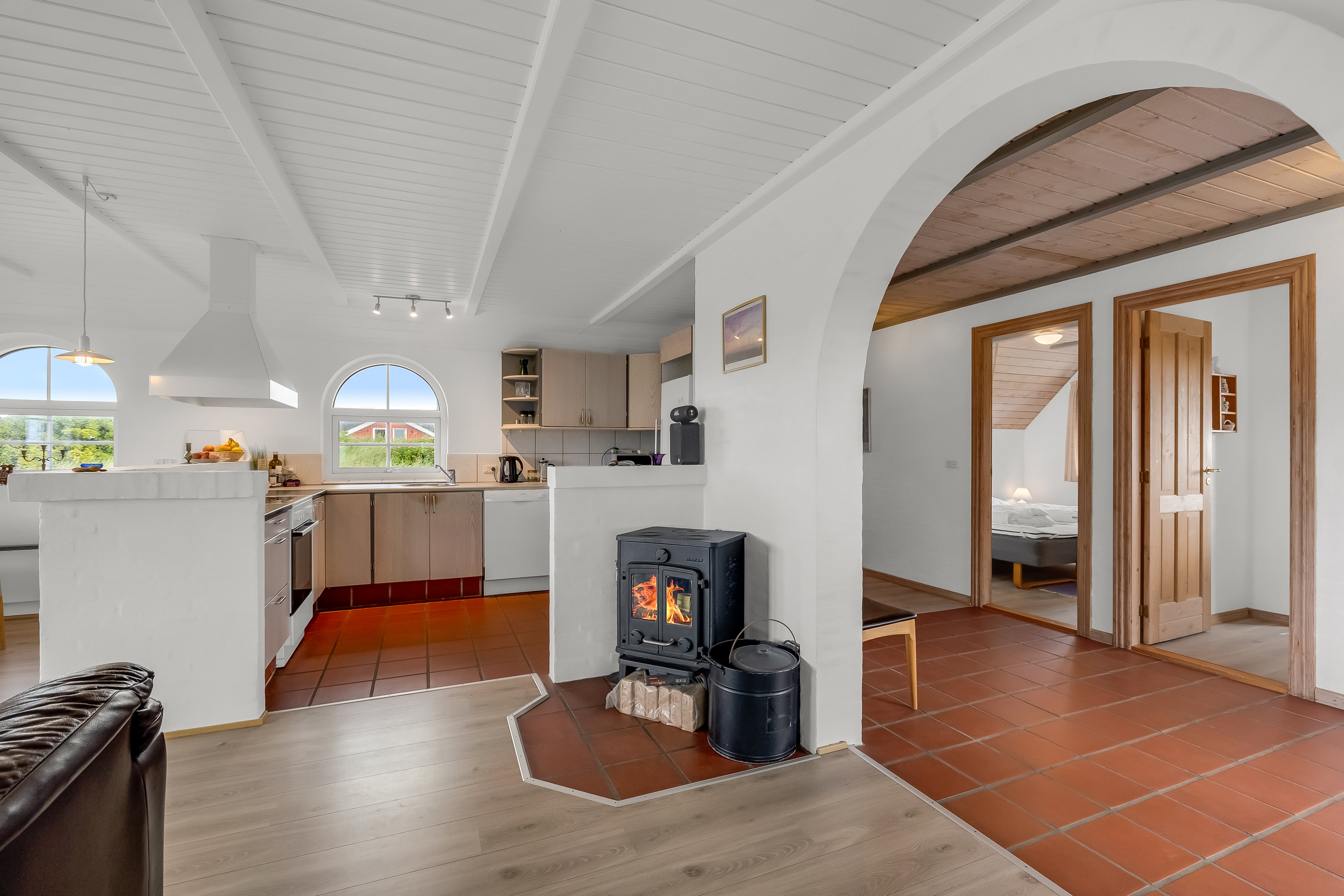 Fremhævet køkken billede i fuldskærmstilstand. Billede af Havklitvej 101, Klegod, 6950 Ringkøbing