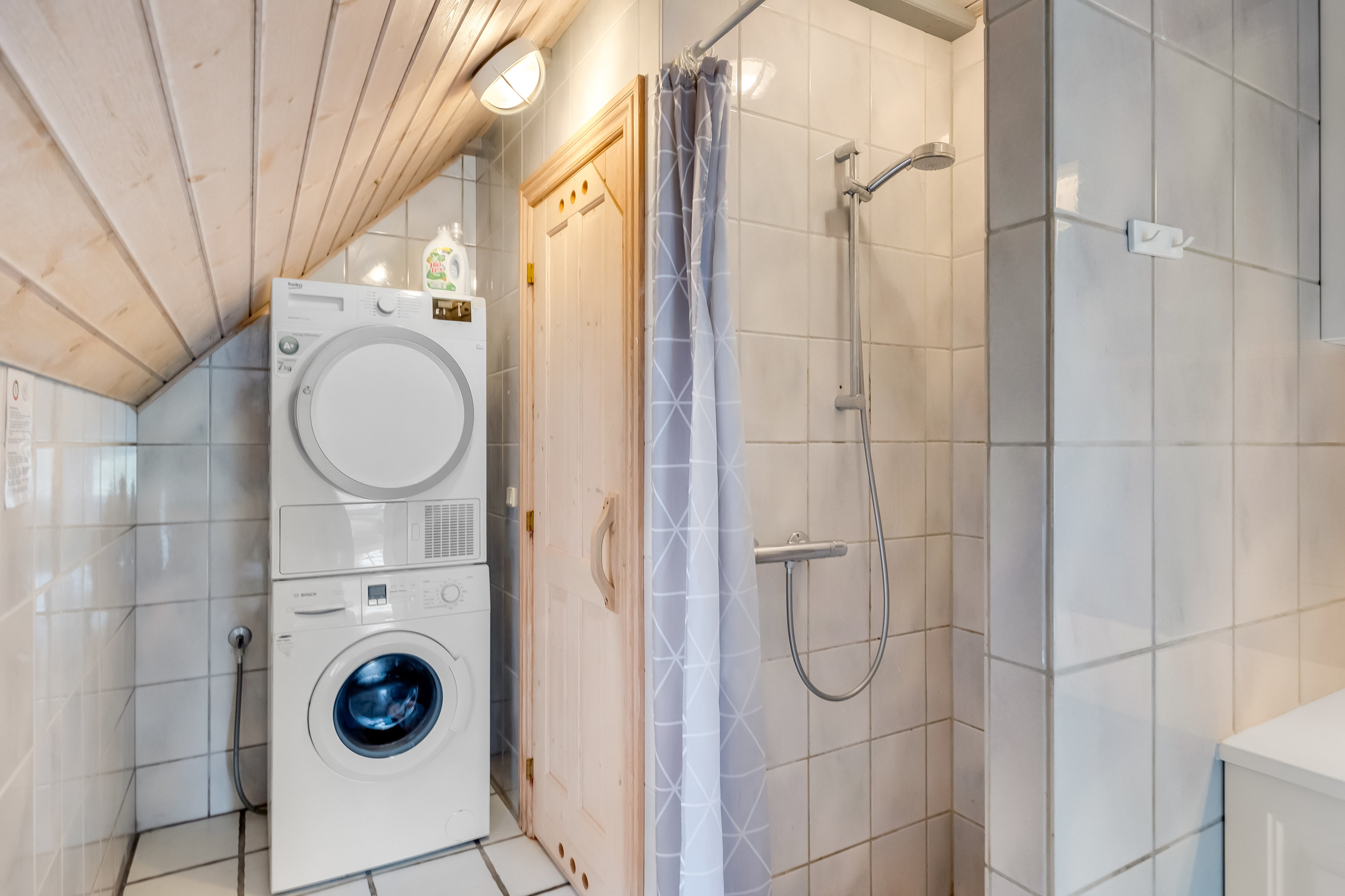 Fremhævet badeværelse billede i fuldskærmstilstand. Billede af Havklitvej 101, Klegod, 6950 Ringkøbing