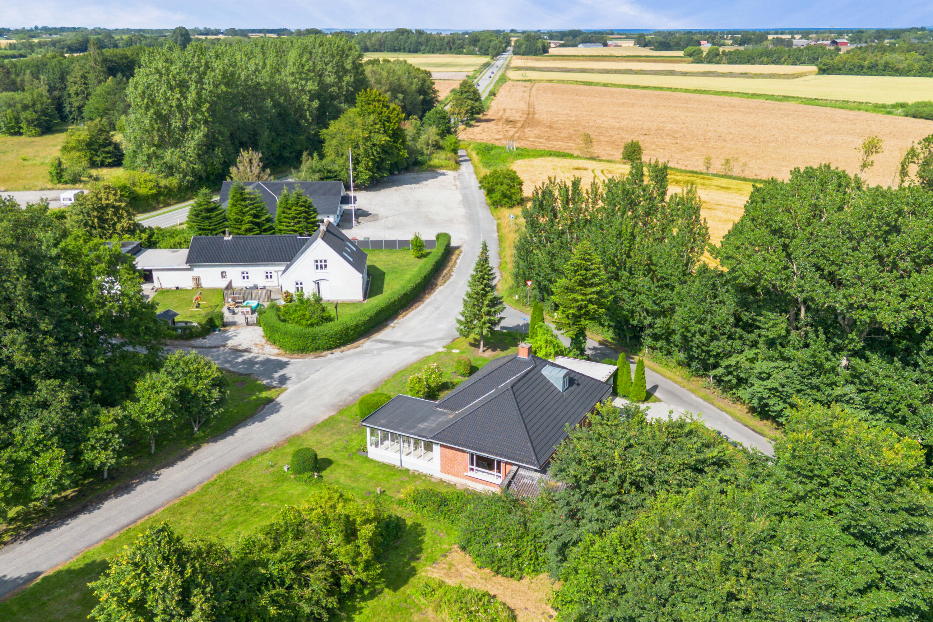 Fremhævet luftfoto billede i fuldskærmstilstand. Billede af Egense Bygade 12, Egense, 5450 Otterup