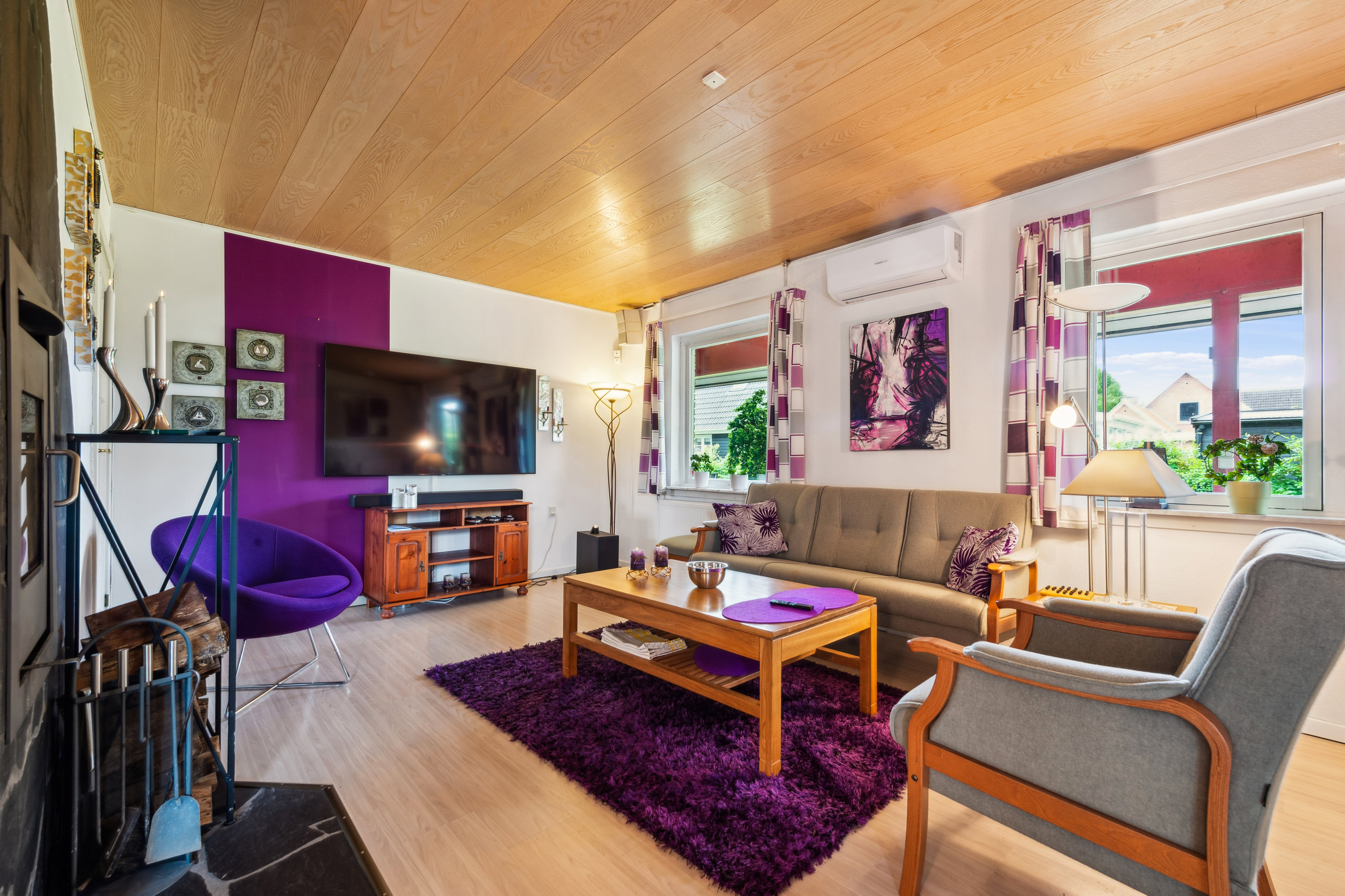 Fremhævet stue billede i fuldskærmstilstand. Billede af Dyssevej 10, 2670 Greve