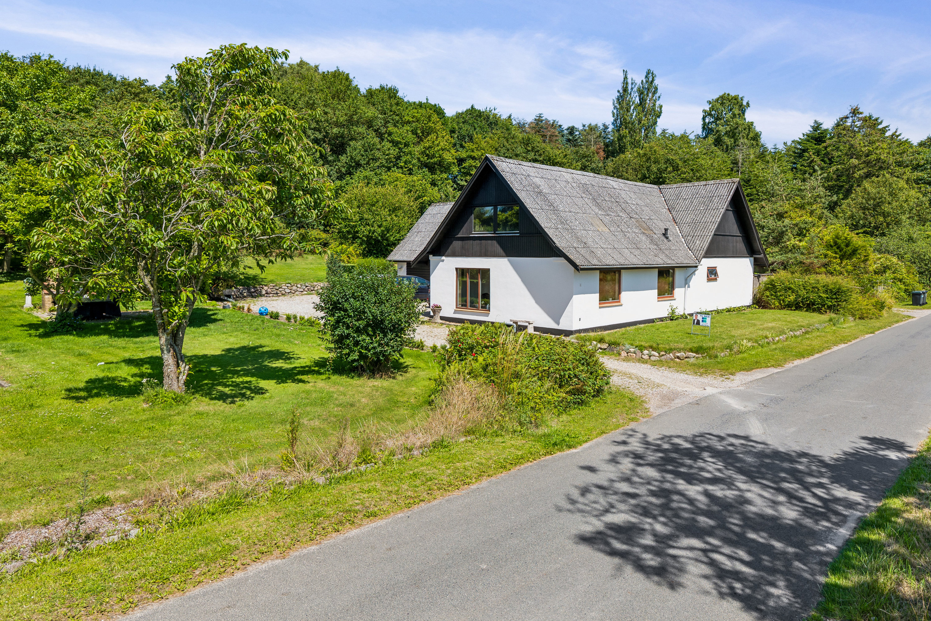 Fremhævet ejendom 1 billede i fuldskærmstilstand. Billede af Lille Stokkebjergvej 1, 4450 Jyderup