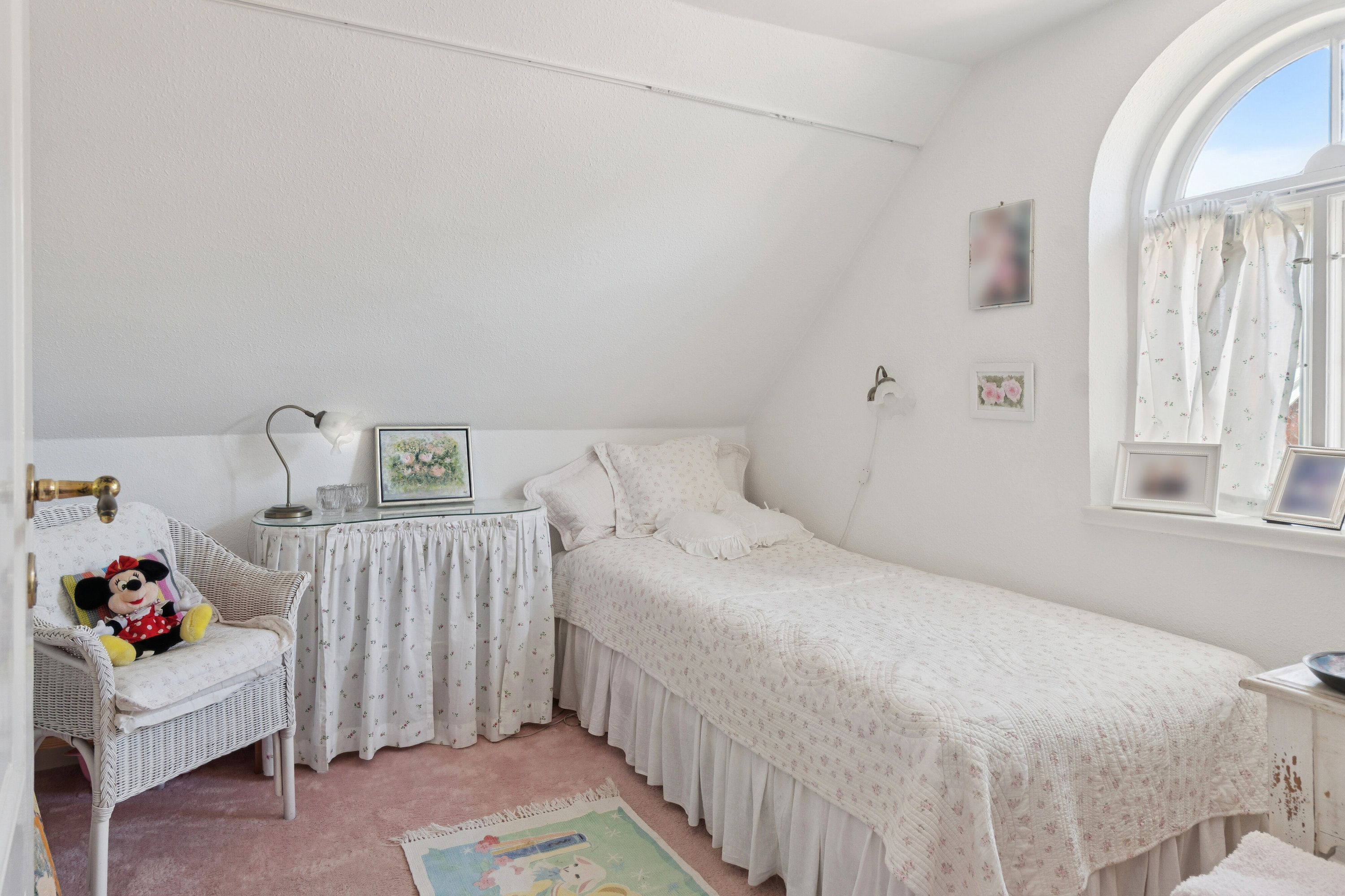 Fremhævet værelse 1. sal billede i fuldskærmstilstand. Billede af Algade 61, 5750 Ringe