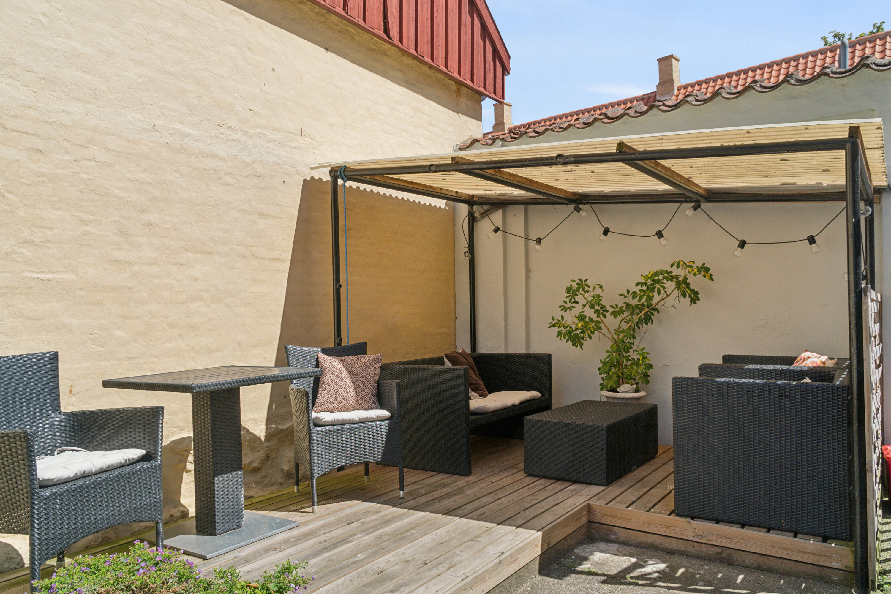 Fremhævet terrasse billede i fuldskærmstilstand. Billede af Møllestræde 1A, 1., 4400 Kalundborg