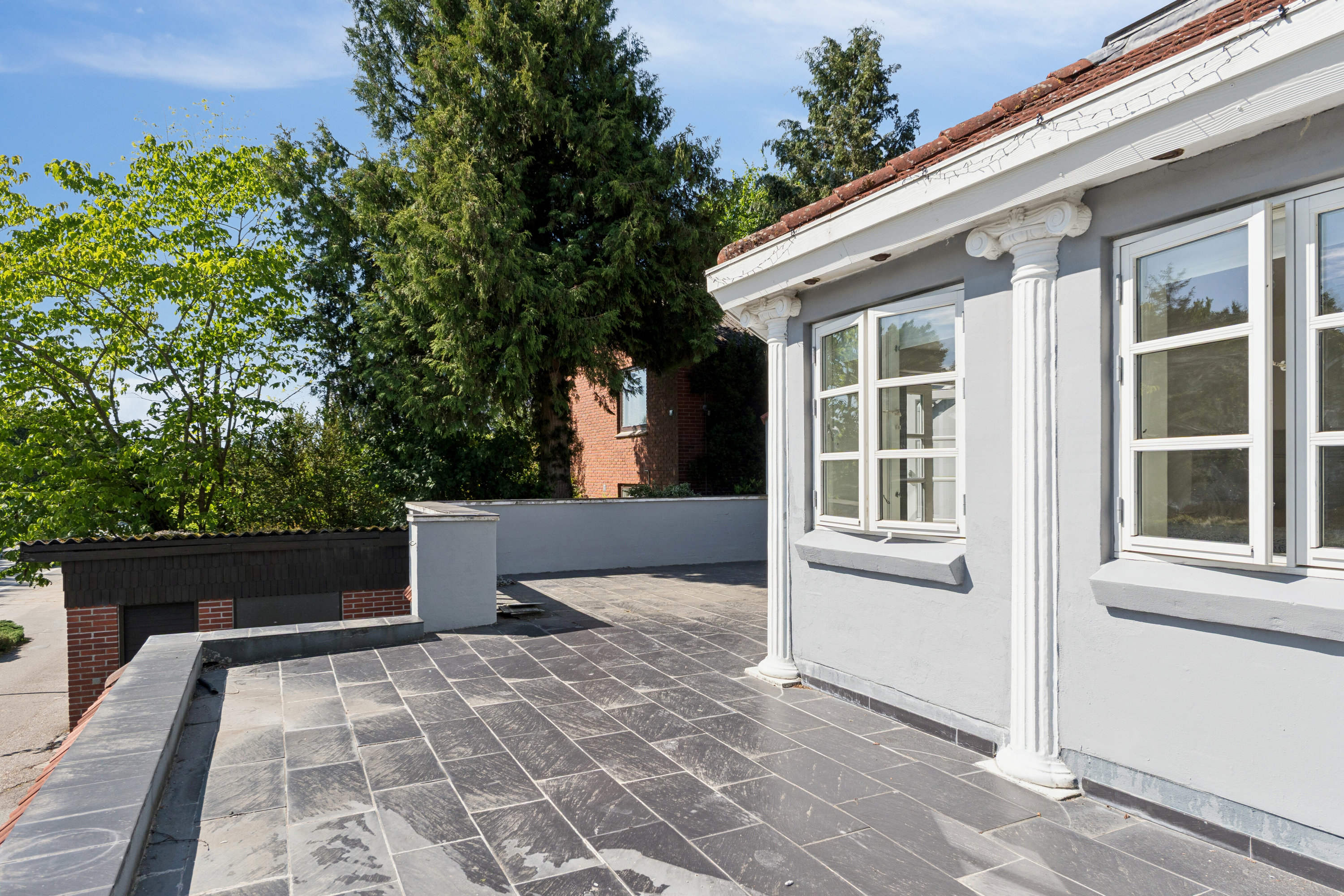 Fremhævet udendørs billede i fuldskærmstilstand. Billede af Volderslevvej 45, Hjallese, 5260 Odense S