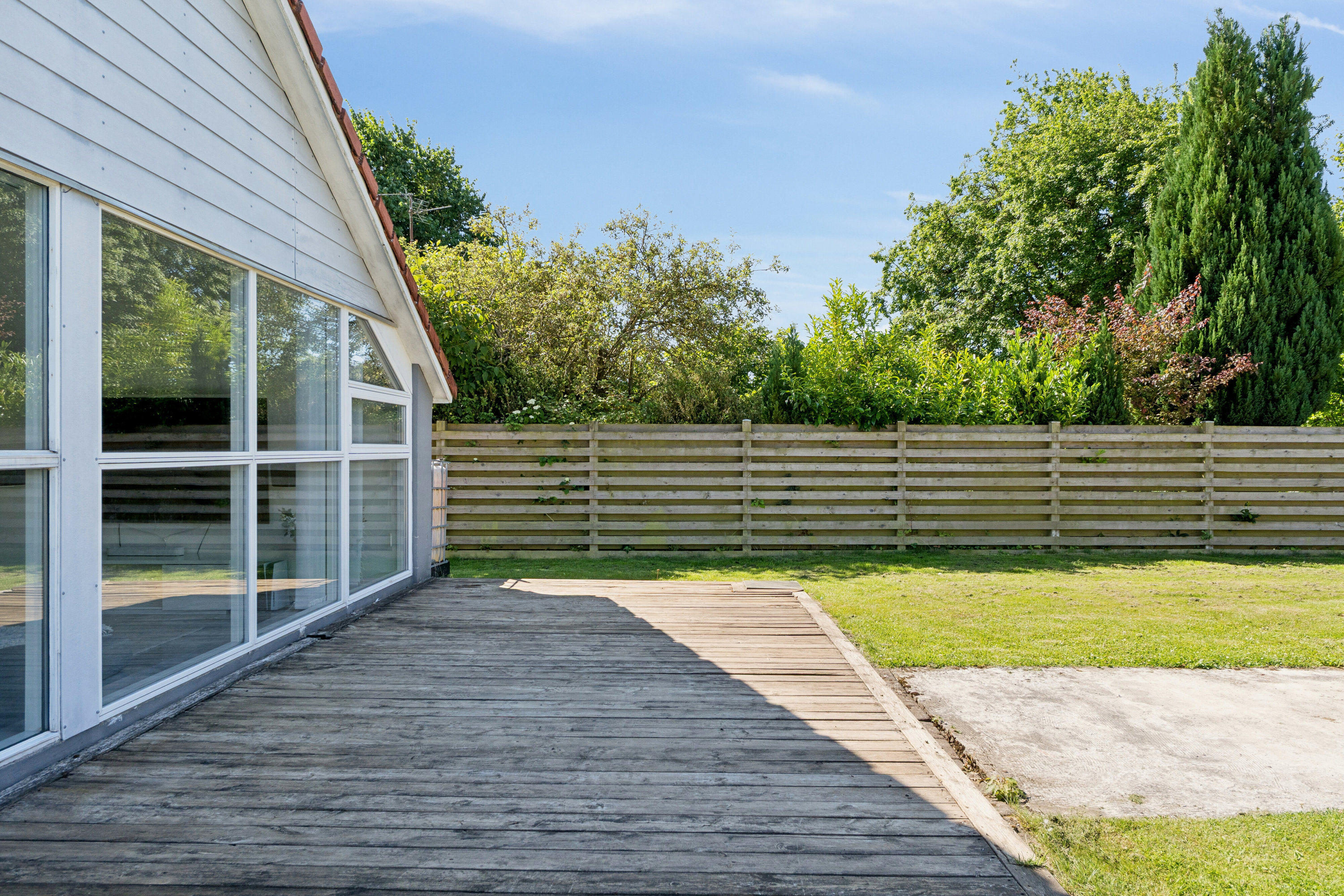 Fremhævet udendørs billede i fuldskærmstilstand. Billede af Volderslevvej 45, Hjallese, 5260 Odense S