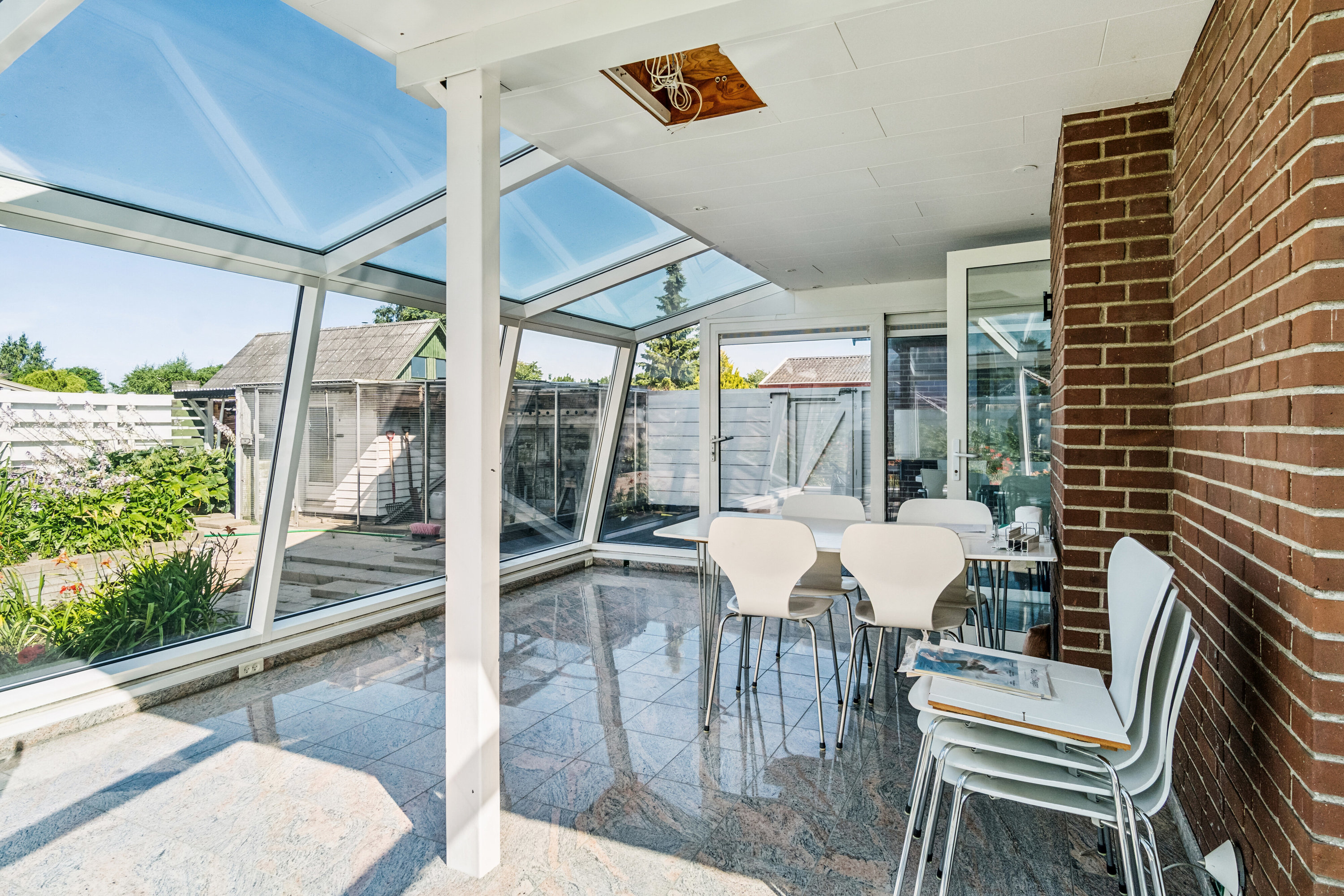 Fremhævet udestue billede i fuldskærmstilstand. Billede af Blichersvej 4, 4500 Nykøbing Sj