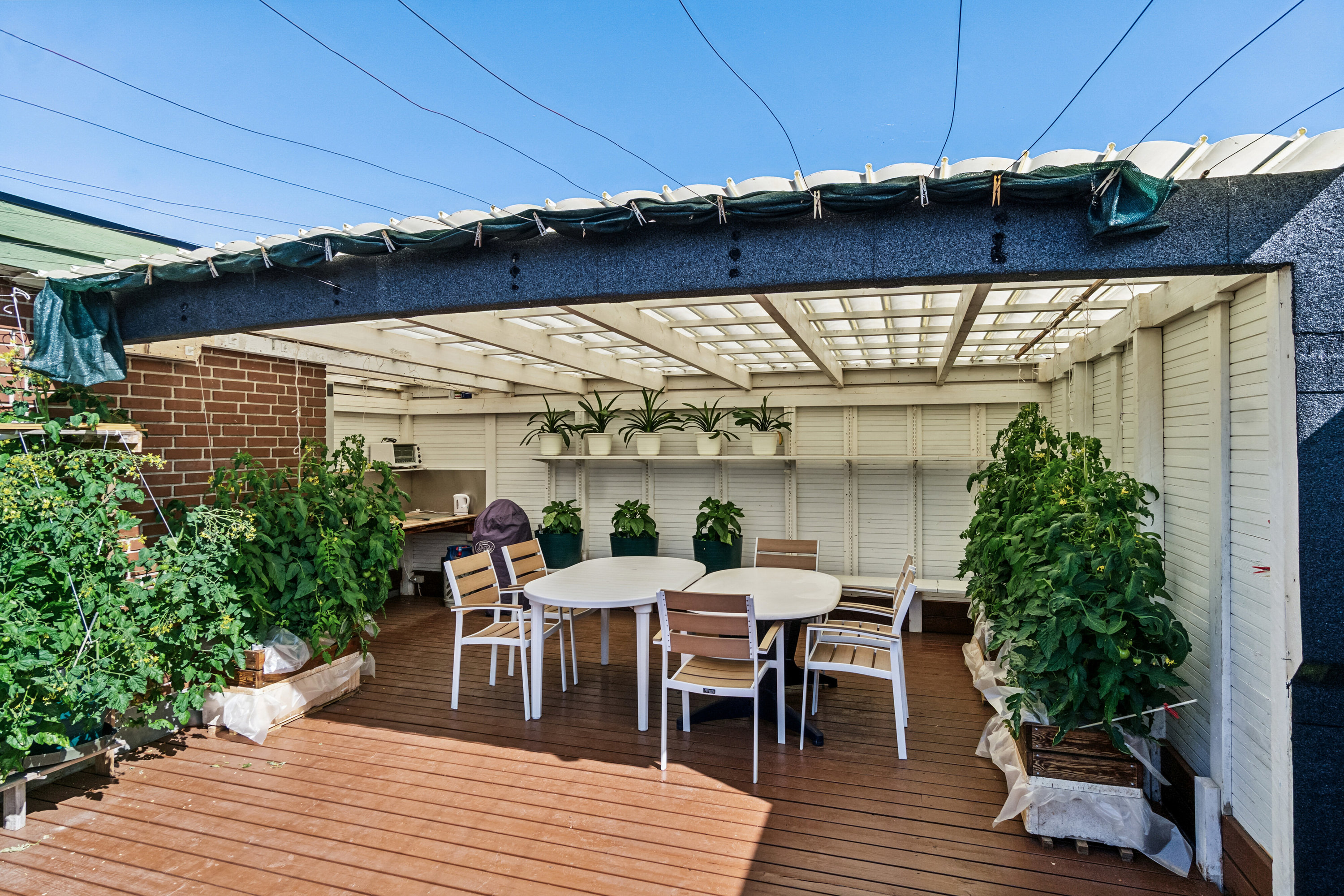 Fremhævet overdækket terrasse billede i fuldskærmstilstand. Billede af Blichersvej 4, 4500 Nykøbing Sj