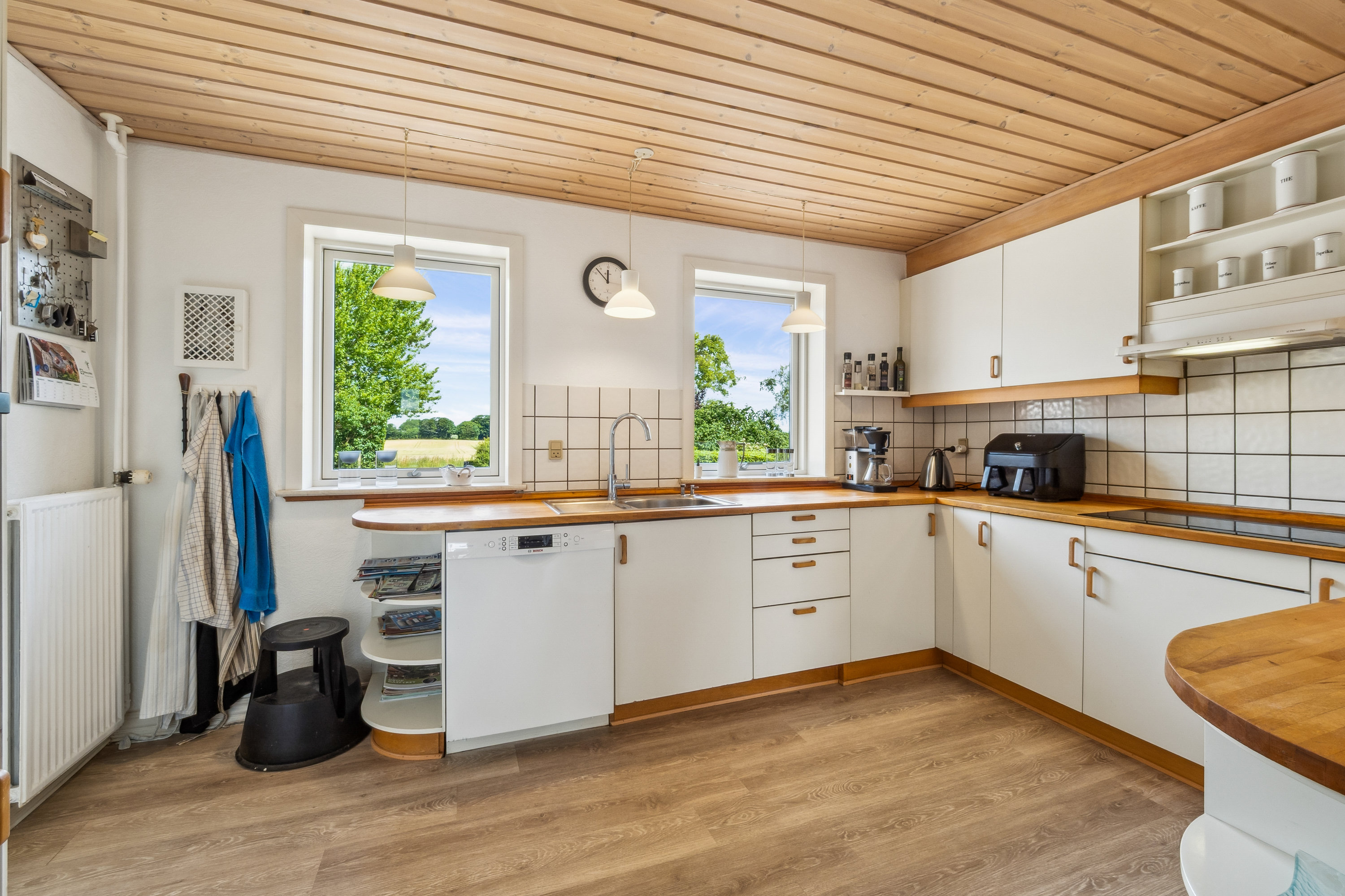 Fremhævet køkken billede i fuldskærmstilstand. Billede af Elsøvej 279, Frøslev, 7900 Nykøbing M