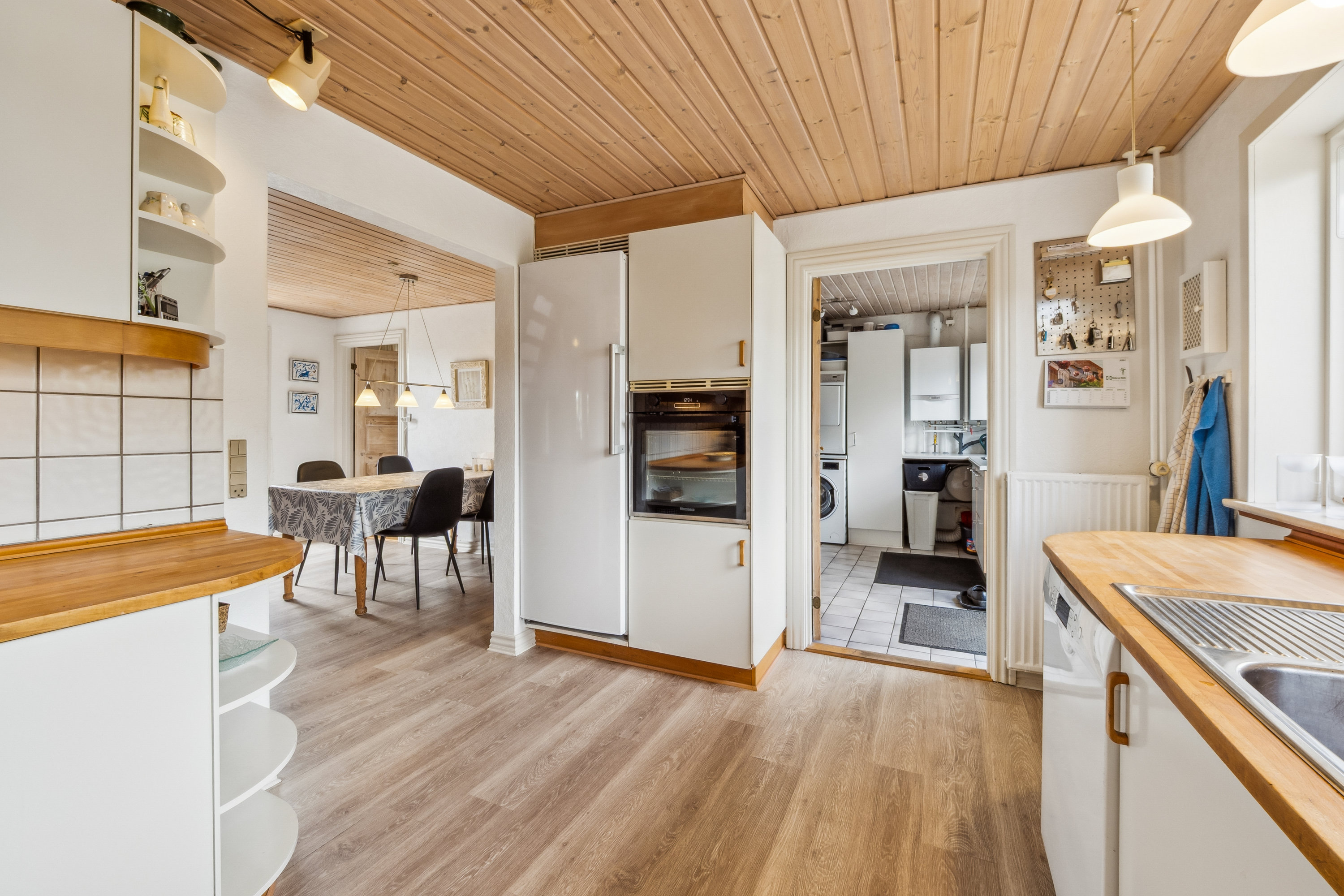 Fremhævet køkken billede i fuldskærmstilstand. Billede af Elsøvej 279, Frøslev, 7900 Nykøbing M