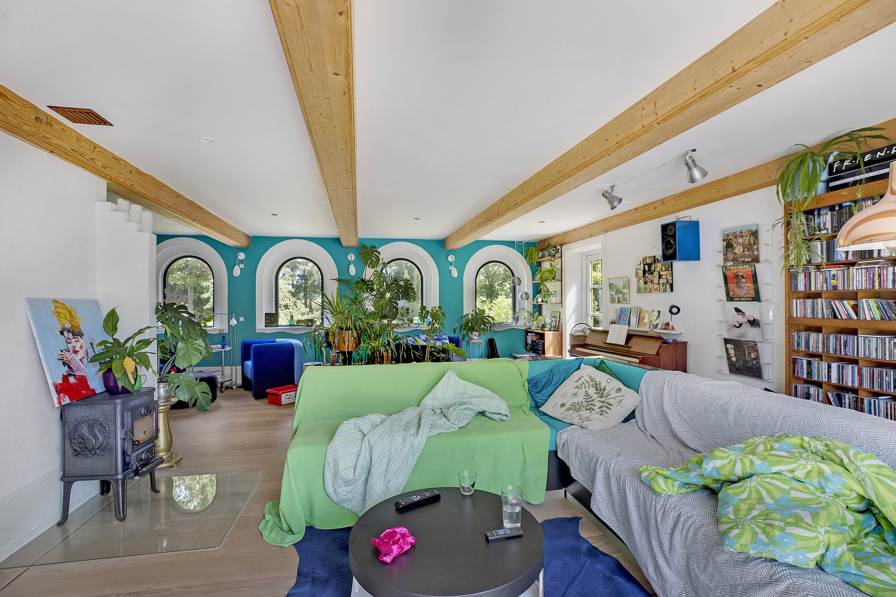 Fremhævet stue billede i fuldskærmstilstand. Billede af Søen 1 & 3, Lysabildskov, 6470 Sydals