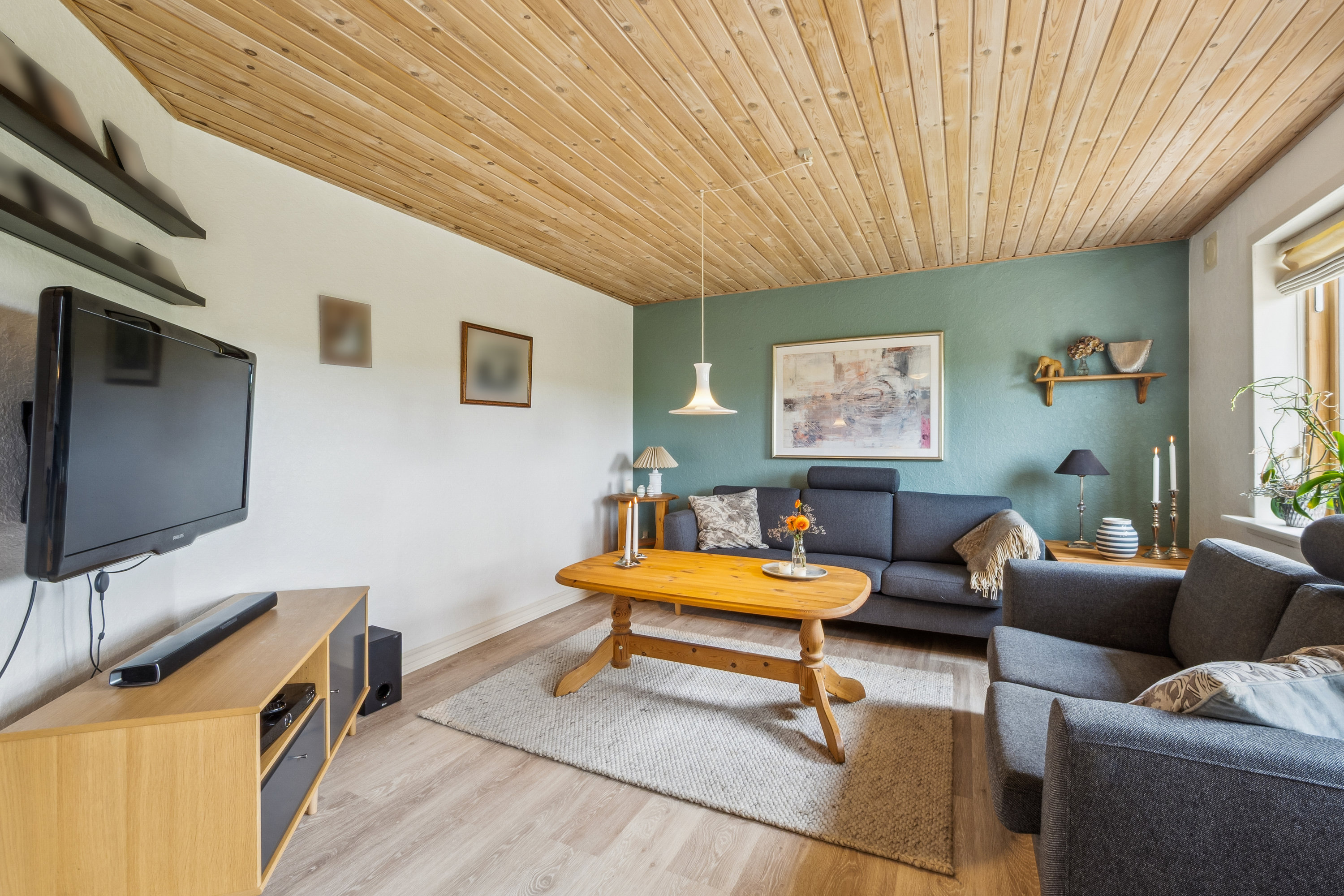 Fremhævet stue billede i fuldskærmstilstand. Billede af Elsøvej 279, Frøslev, 7900 Nykøbing M