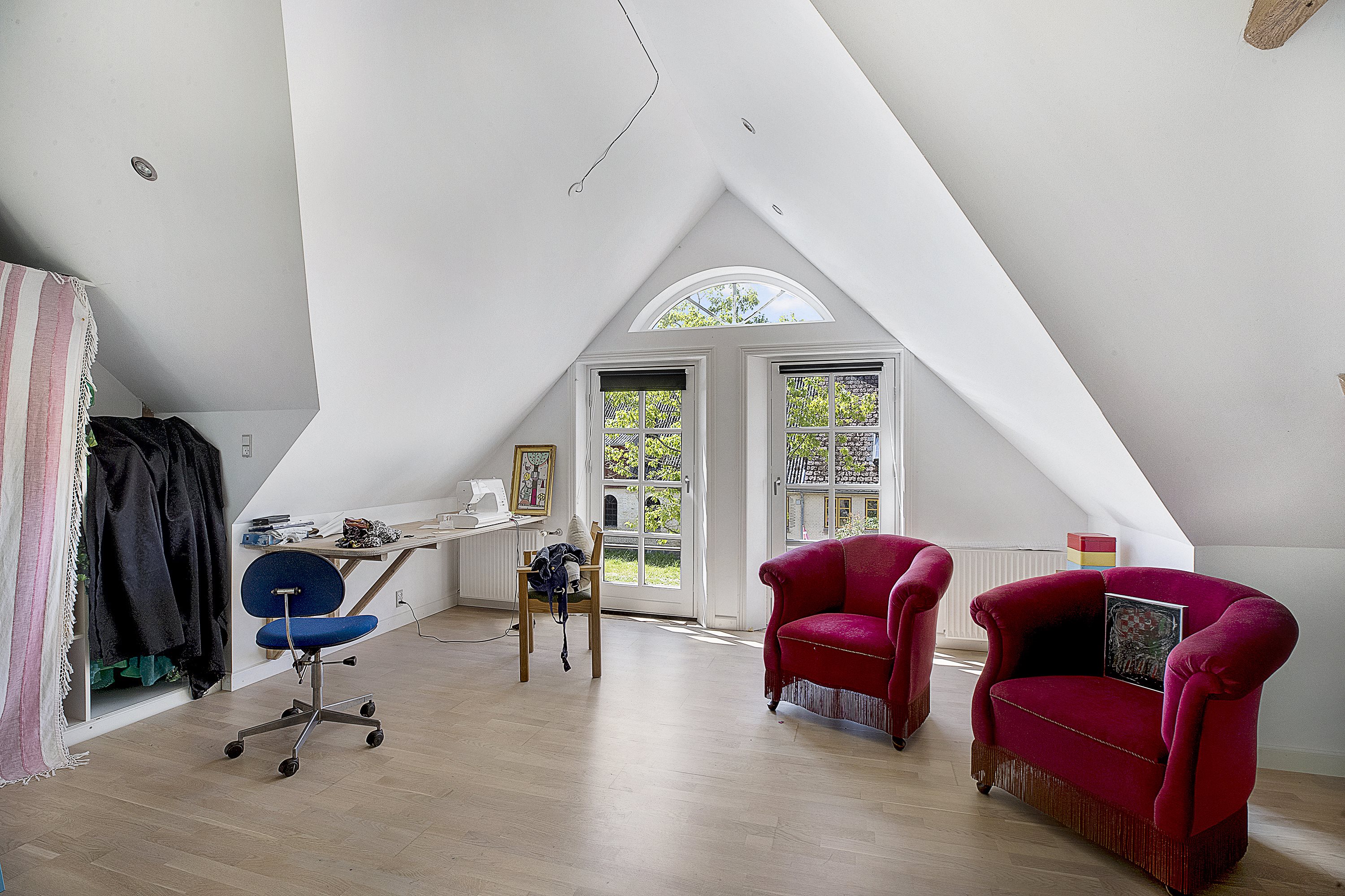 Fremhævet værelse billede i fuldskærmstilstand. Billede af Søen 1 & 3, Lysabildskov, 6470 Sydals