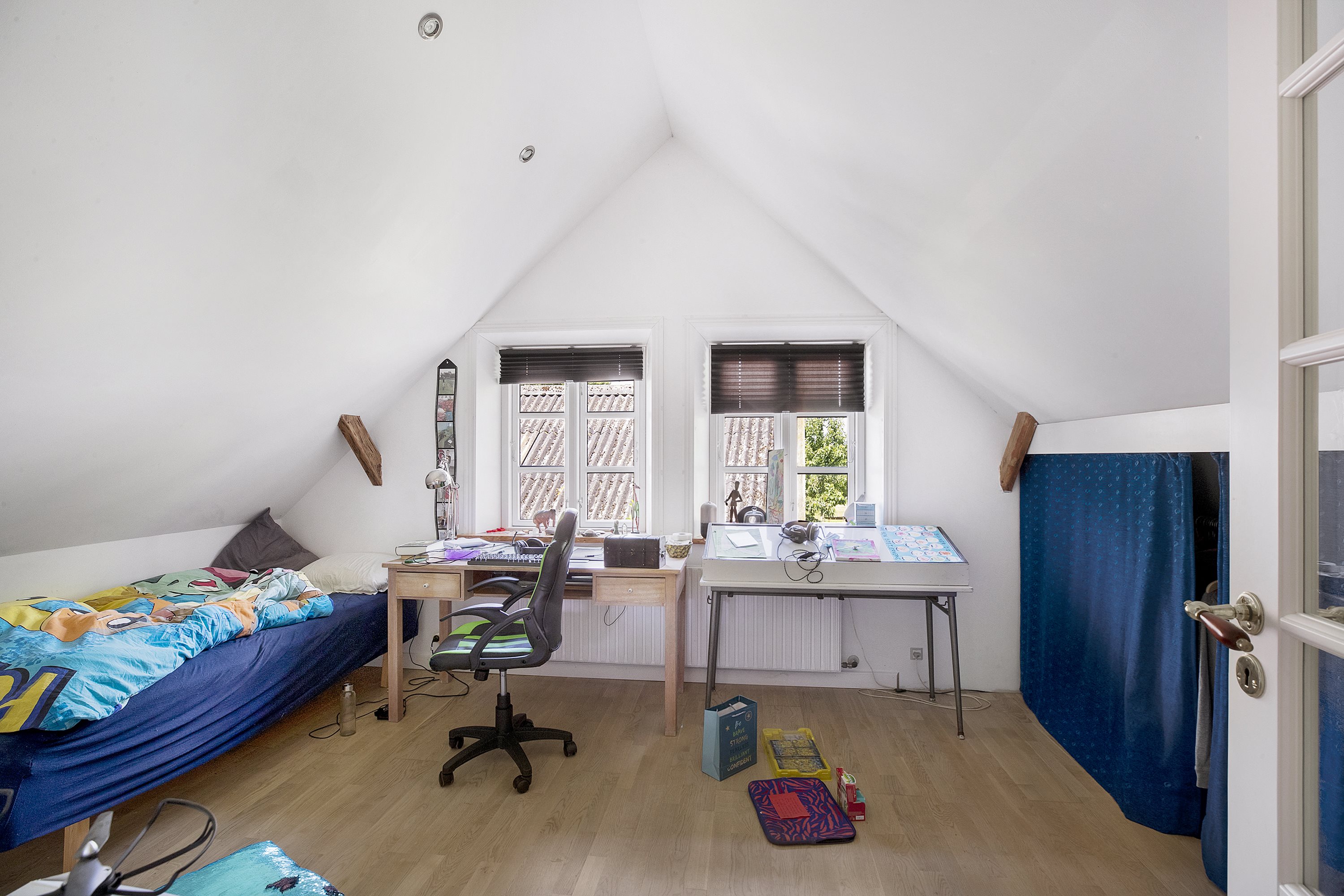 Fremhævet værelse billede i fuldskærmstilstand. Billede af Søen 1 & 3, Lysabildskov, 6470 Sydals