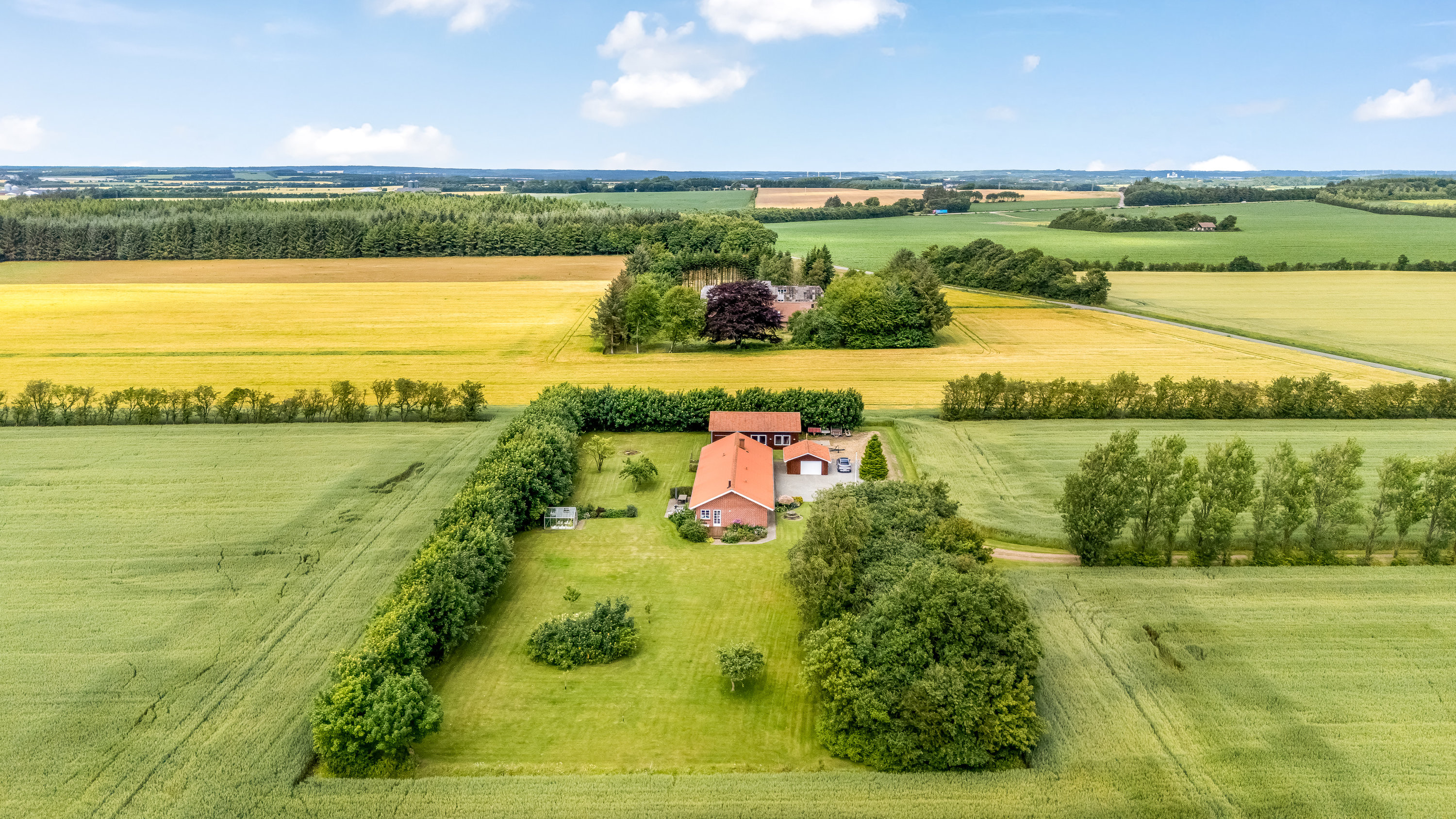 Fremhævet luftfoto billede i fuldskærmstilstand. Billede af Langerdalvej 4, 6940 Lem St