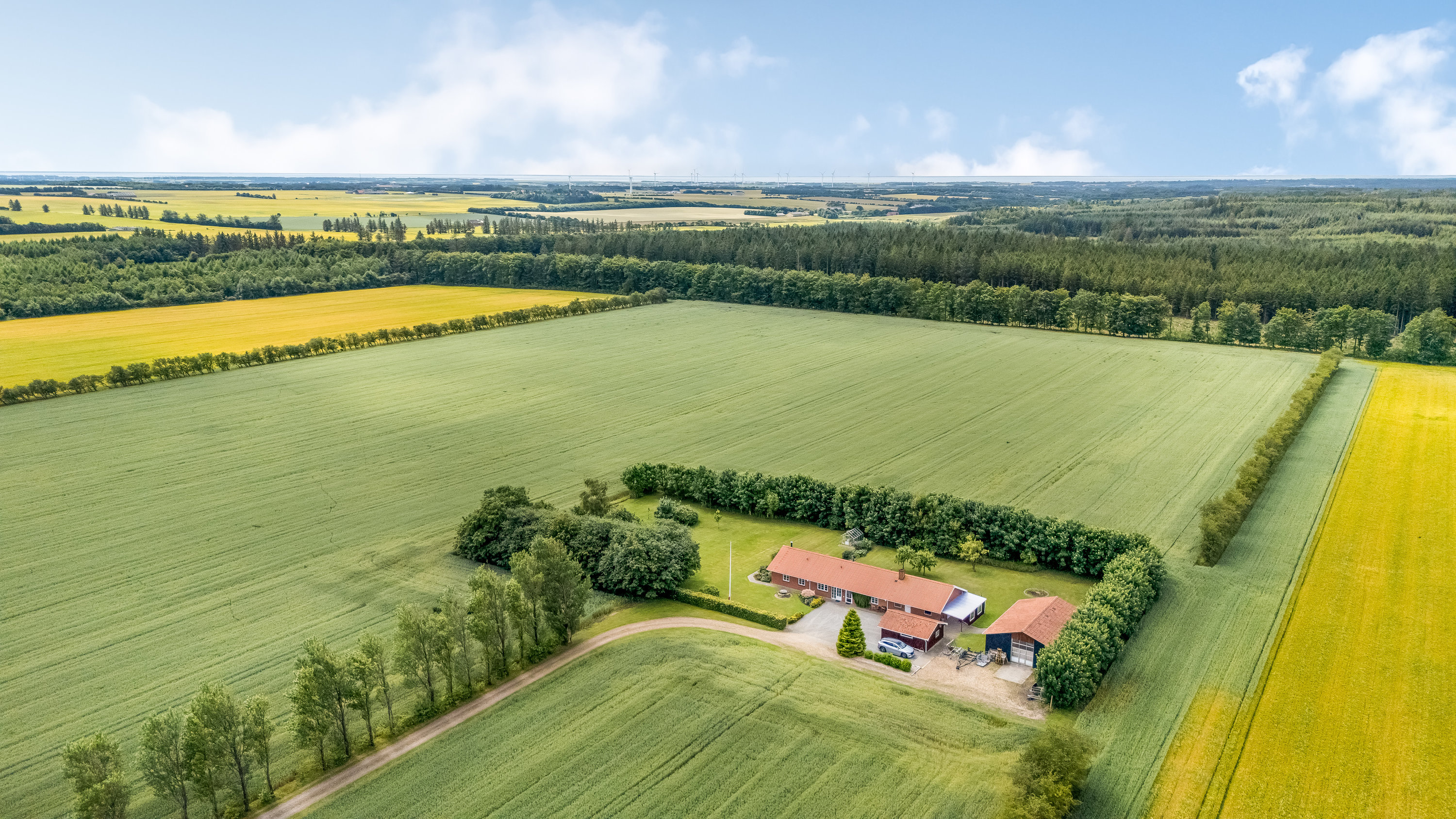 Fremhævet luftfoto billede i fuldskærmstilstand. Billede af Langerdalvej 4, 6940 Lem St