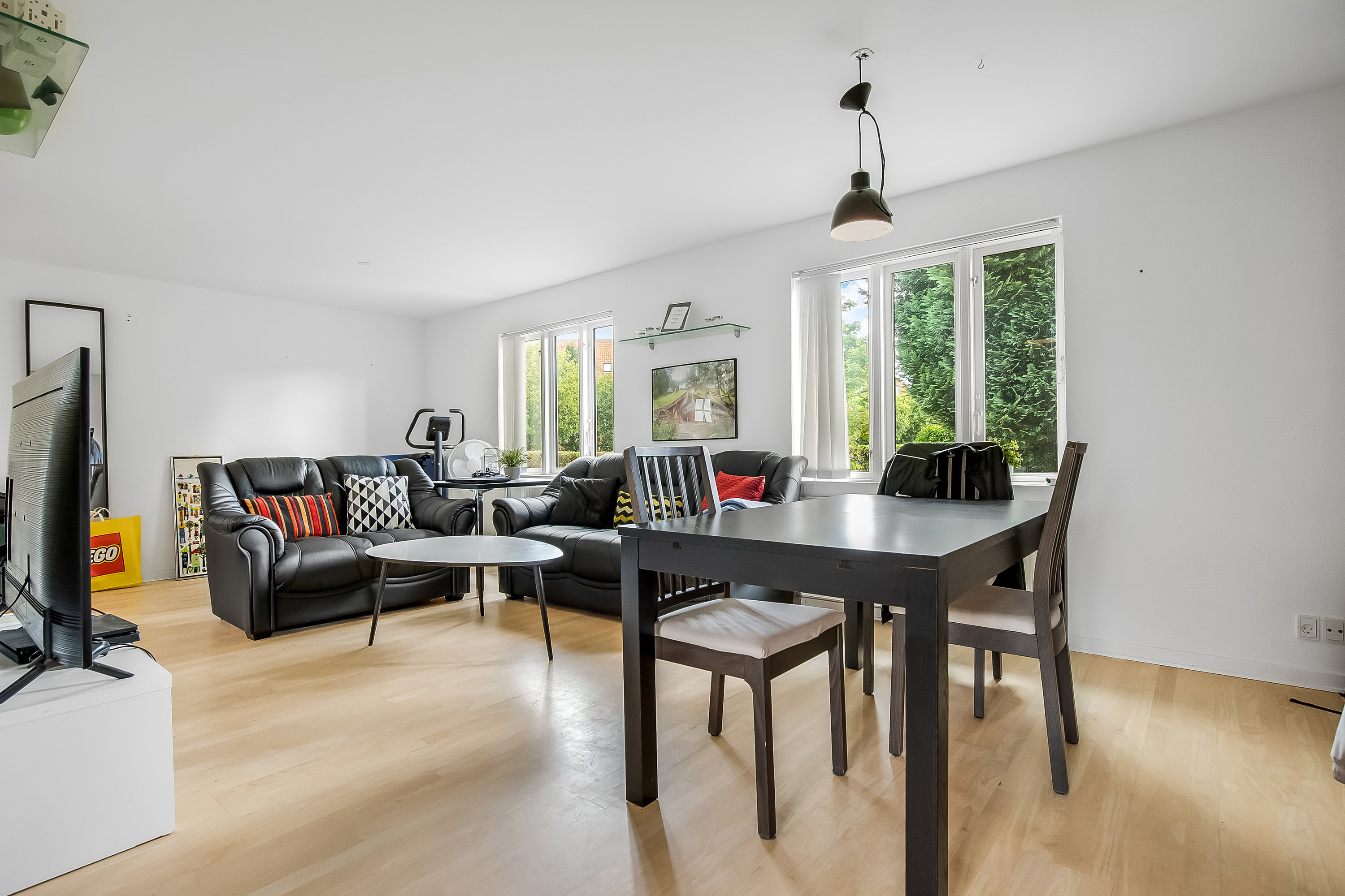 Miniaturebillede 2: stue. Billede af Pedersholms Allé 27, Søndermarken, 7100 Vejle