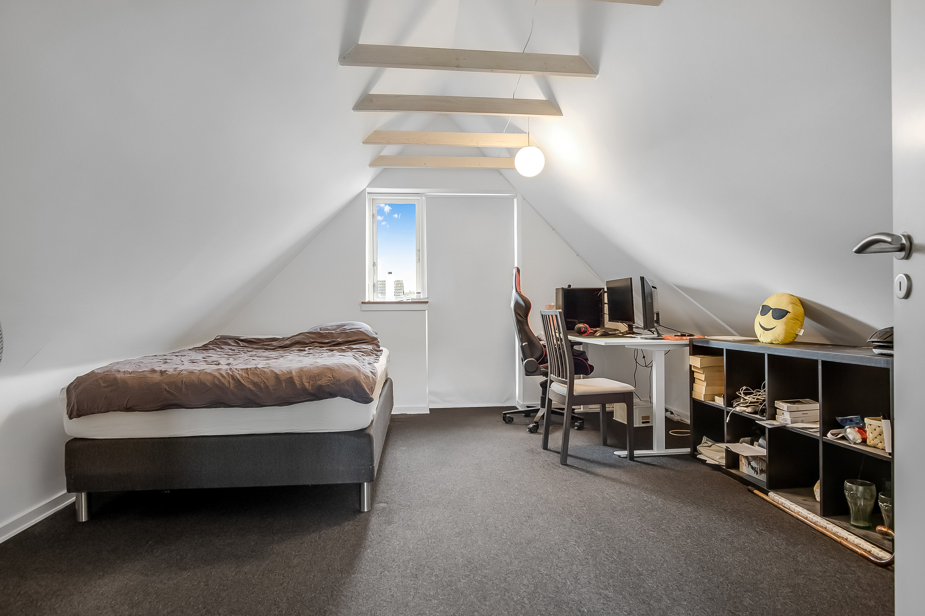 Fremhævet værelse billede i fuldskærmstilstand. Billede af Pedersholms Allé 27, Søndermarken, 7100 Vejle