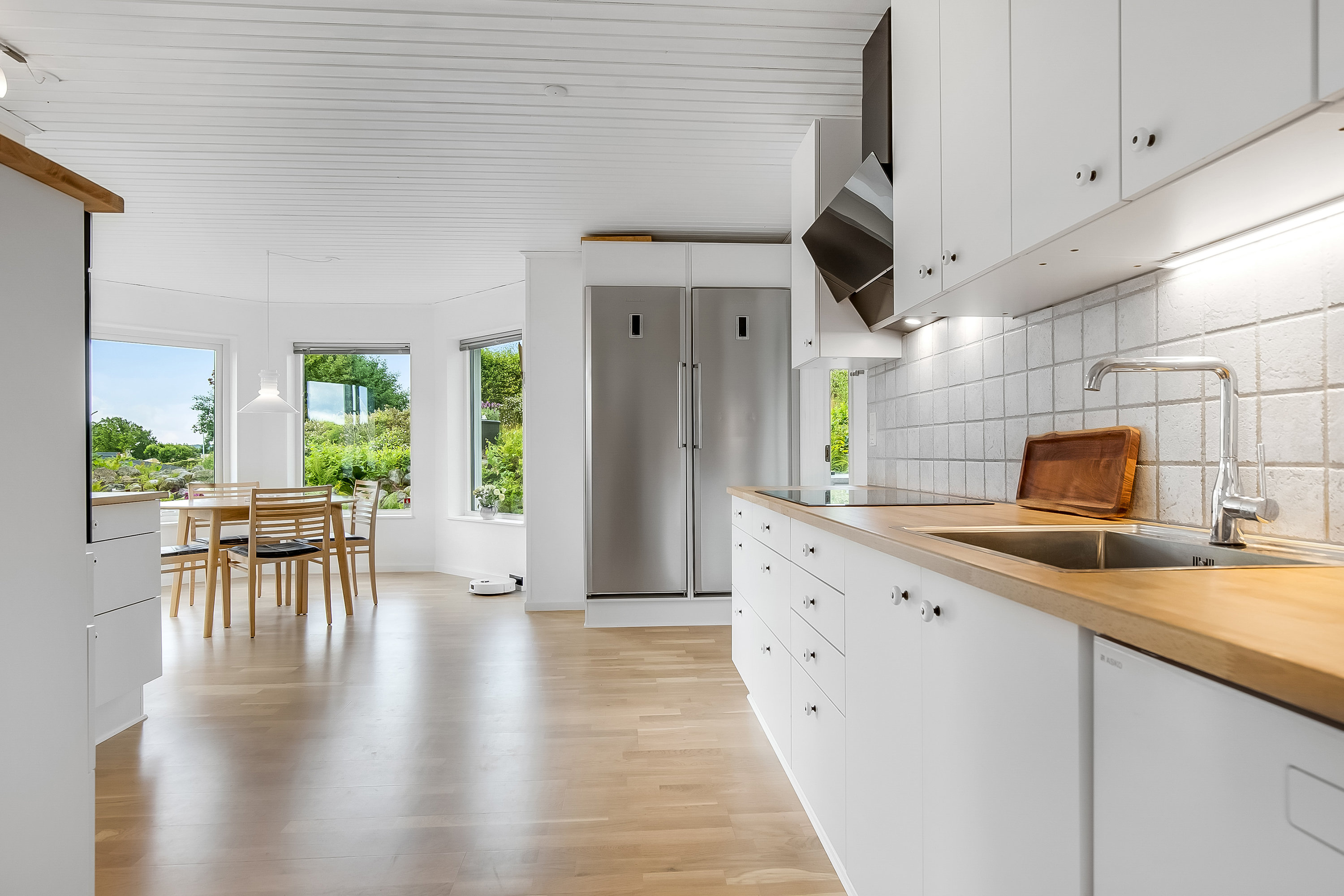 Fremhævet køkken billede i fuldskærmstilstand. Billede af Fjordvænget 30, Brejning, 7080 Børkop