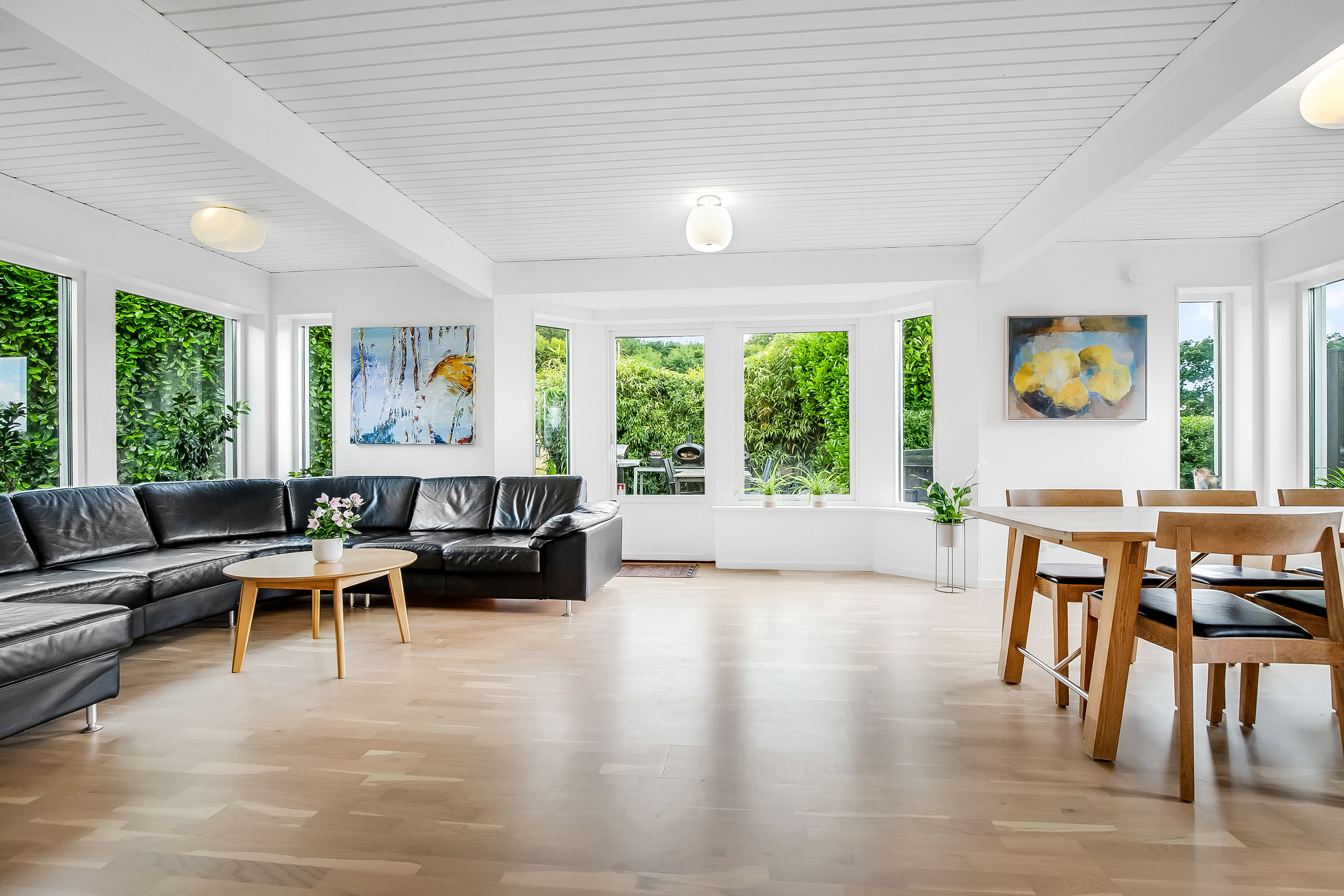 Fremhævet stue billede i fuldskærmstilstand. Billede af Fjordvænget 30, Brejning, 7080 Børkop