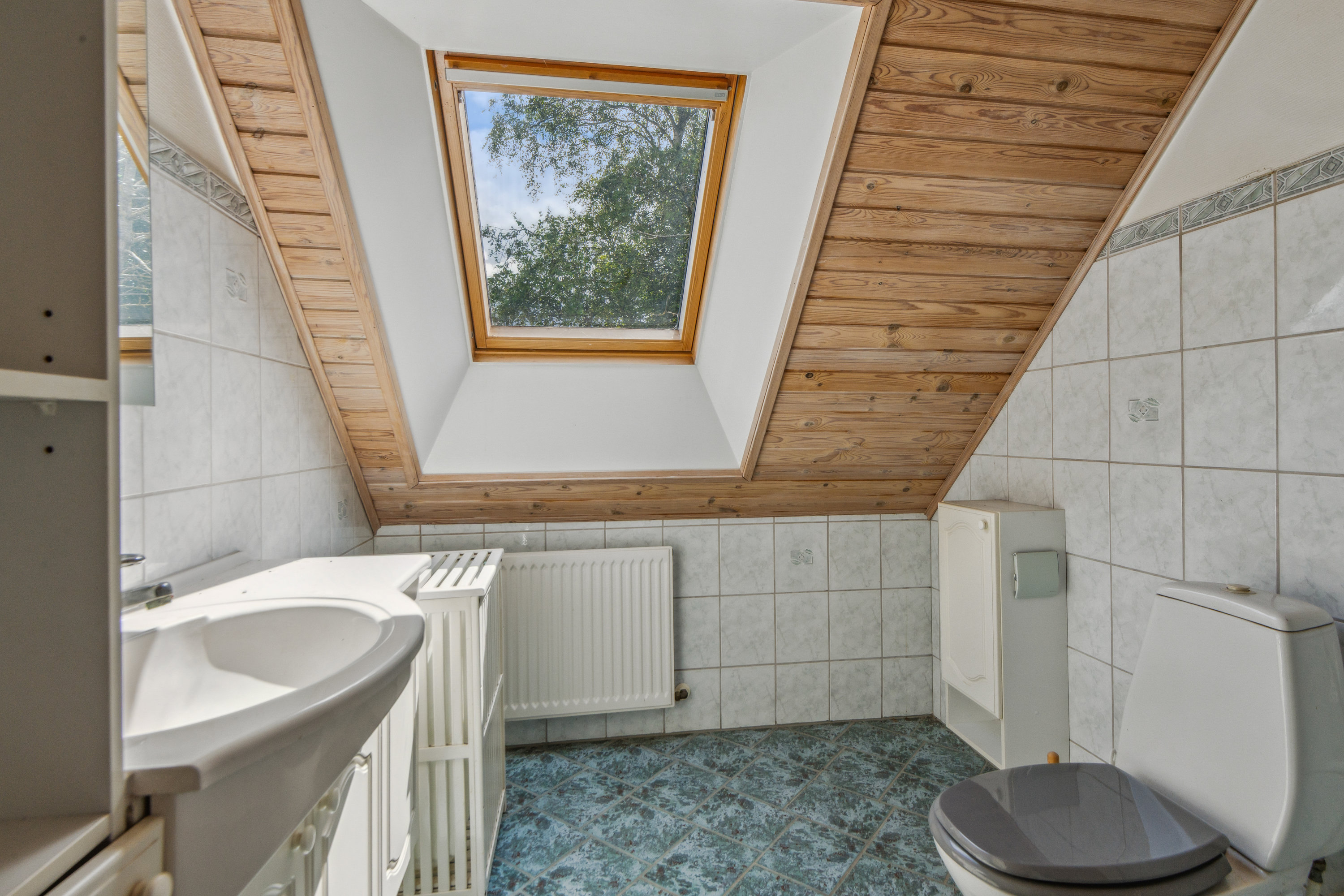 Fremhævet badeværelse billede i fuldskærmstilstand. Billede af Nøvlingvej 201, Nøvling , 9260 Gistrup