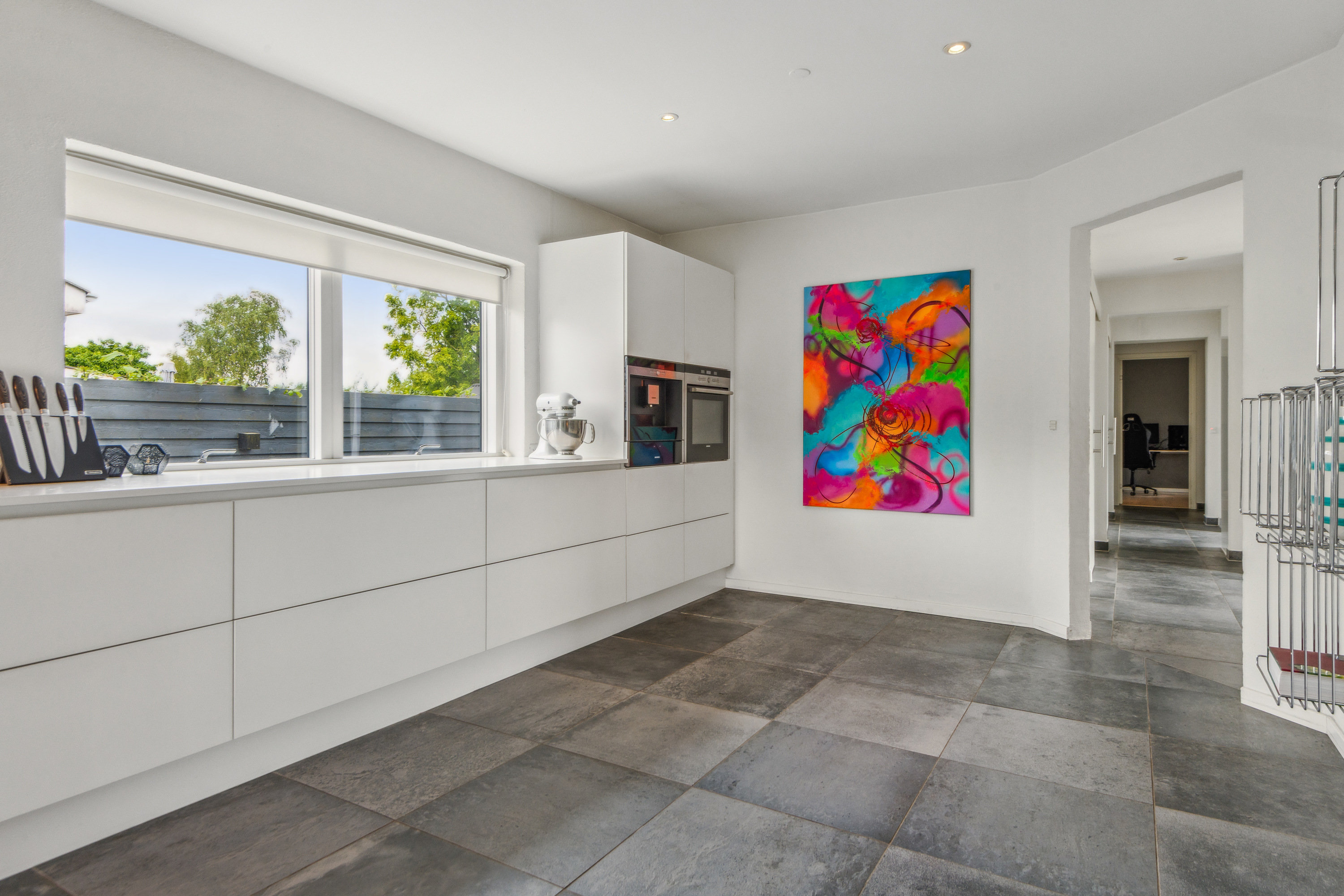 Fremhævet stue billede i fuldskærmstilstand. Billede af Guldborgvej 1, 9000 Aalborg