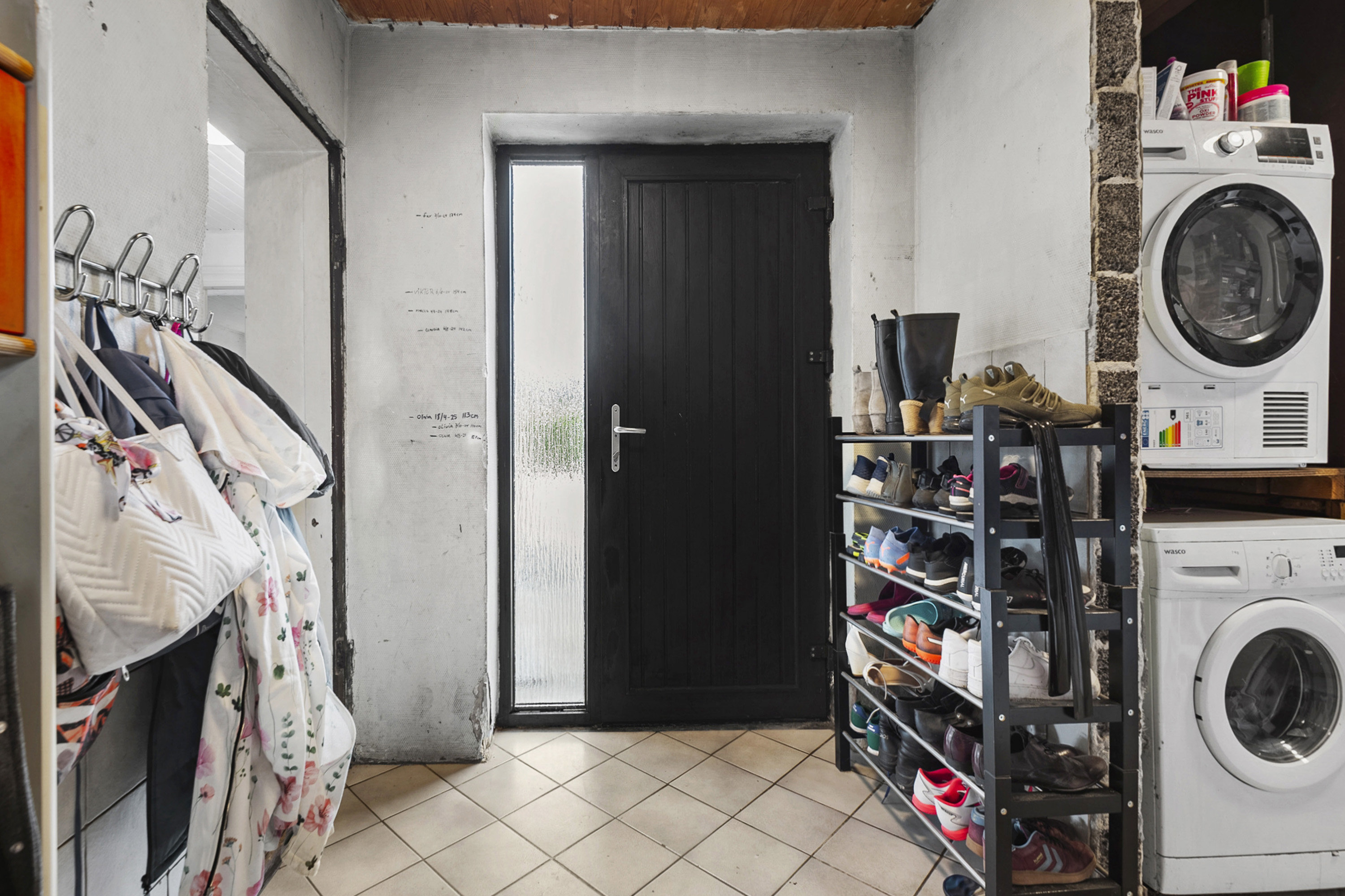 Fremhævet entré billede i fuldskærmstilstand. Billede af Kirkegade 16, Alslev, 6800 Varde