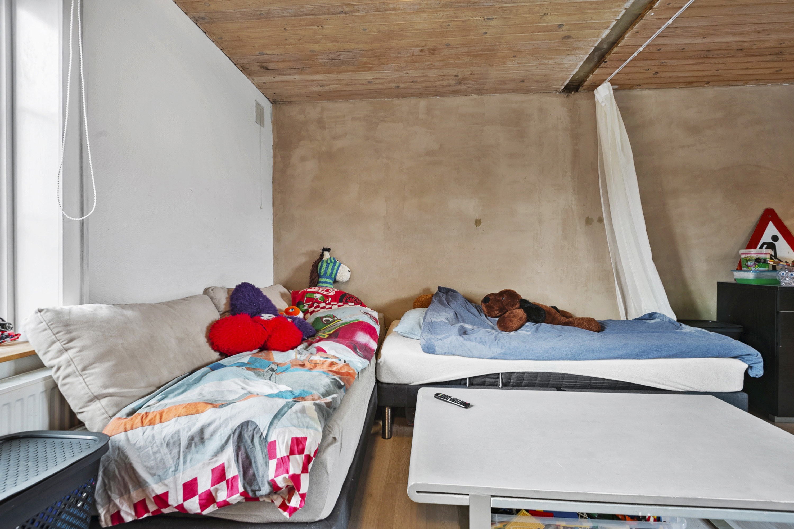 Fremhævet soveværelse billede i fuldskærmstilstand. Billede af Kirkegade 16, Alslev, 6800 Varde