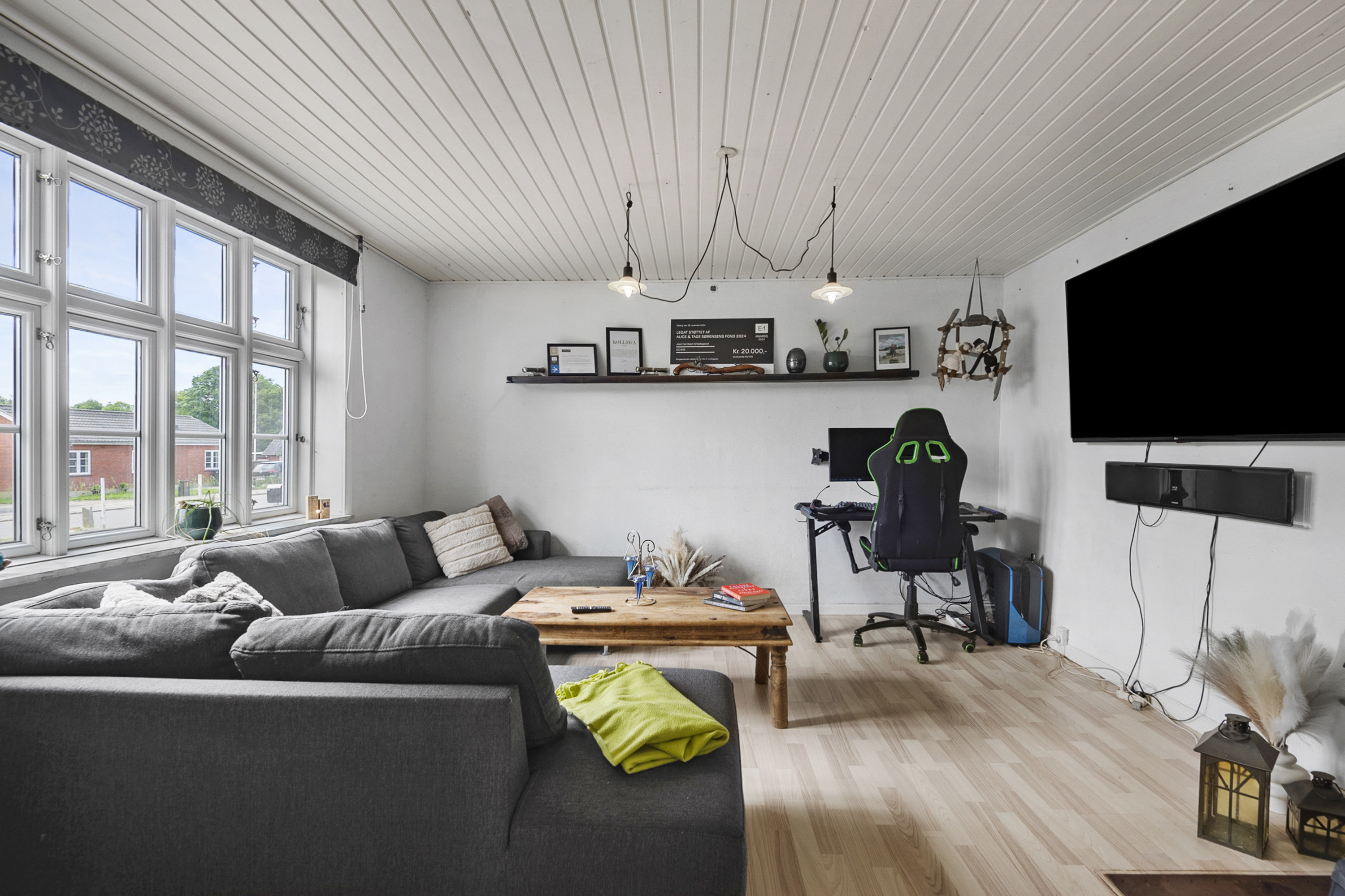 Fremhævet stue billede i fuldskærmstilstand. Billede af Kirkegade 16, Alslev, 6800 Varde