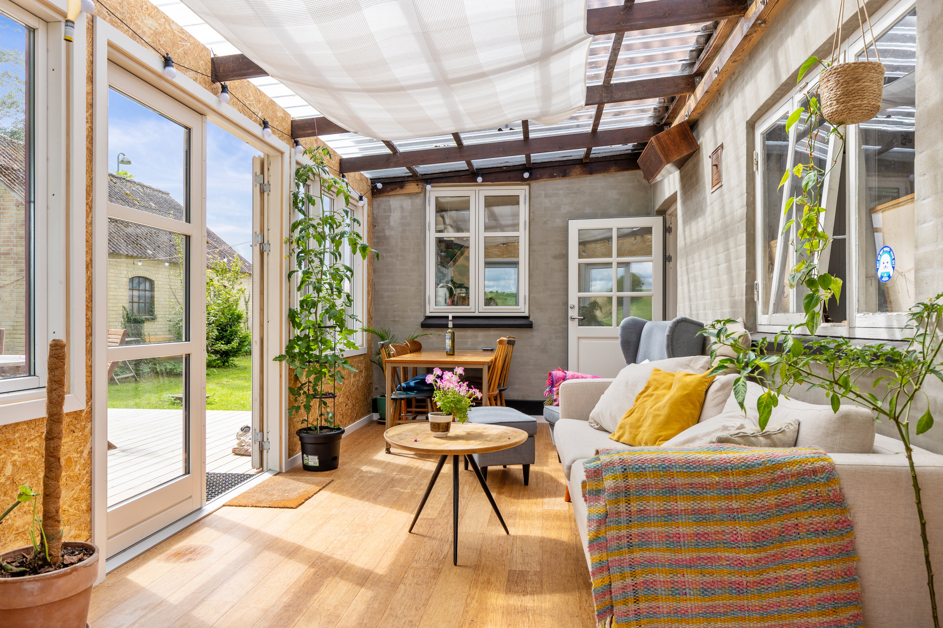 Fremhævet udestue billede i fuldskærmstilstand. Billede af Bjergstedvej 15, 4460 Snertinge