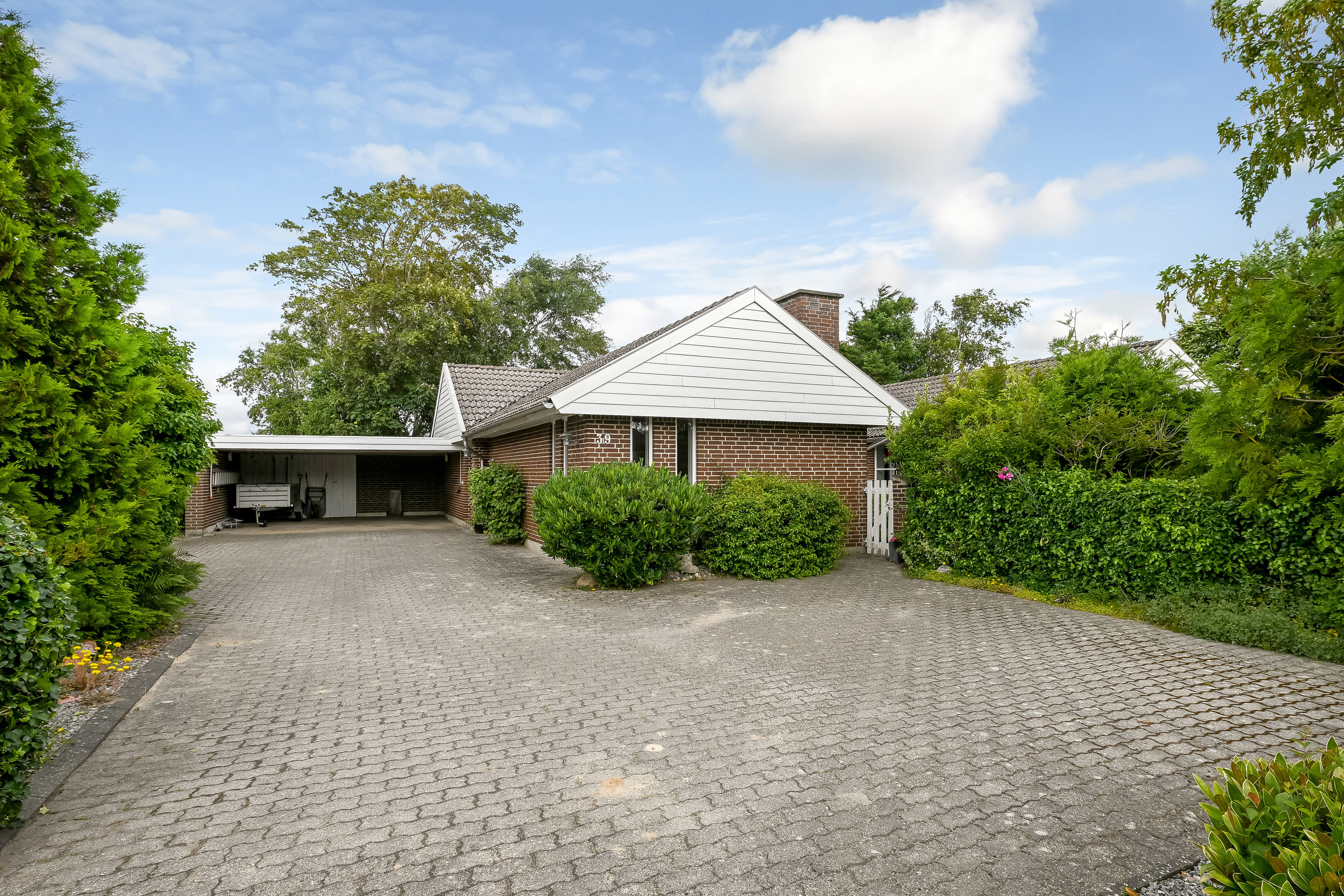 Fremhævet  billede i fuldskærmstilstand. Billede af Vestparken 39, 6840 Oksbøl