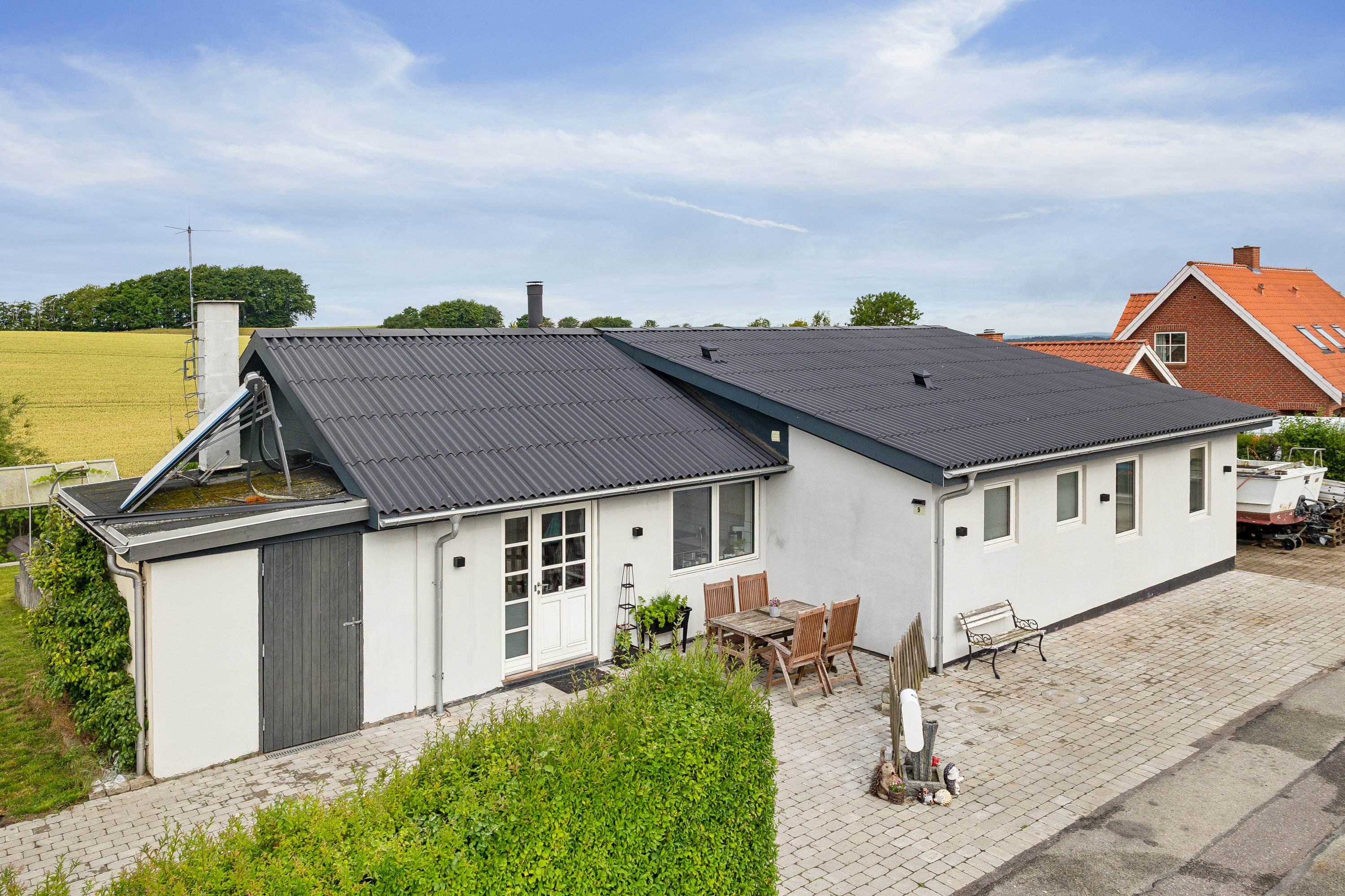 Fremhævet ejendom 1 billede i fuldskærmstilstand. Billede af Grønningen 9, Tåstrup, 8410 Rønde