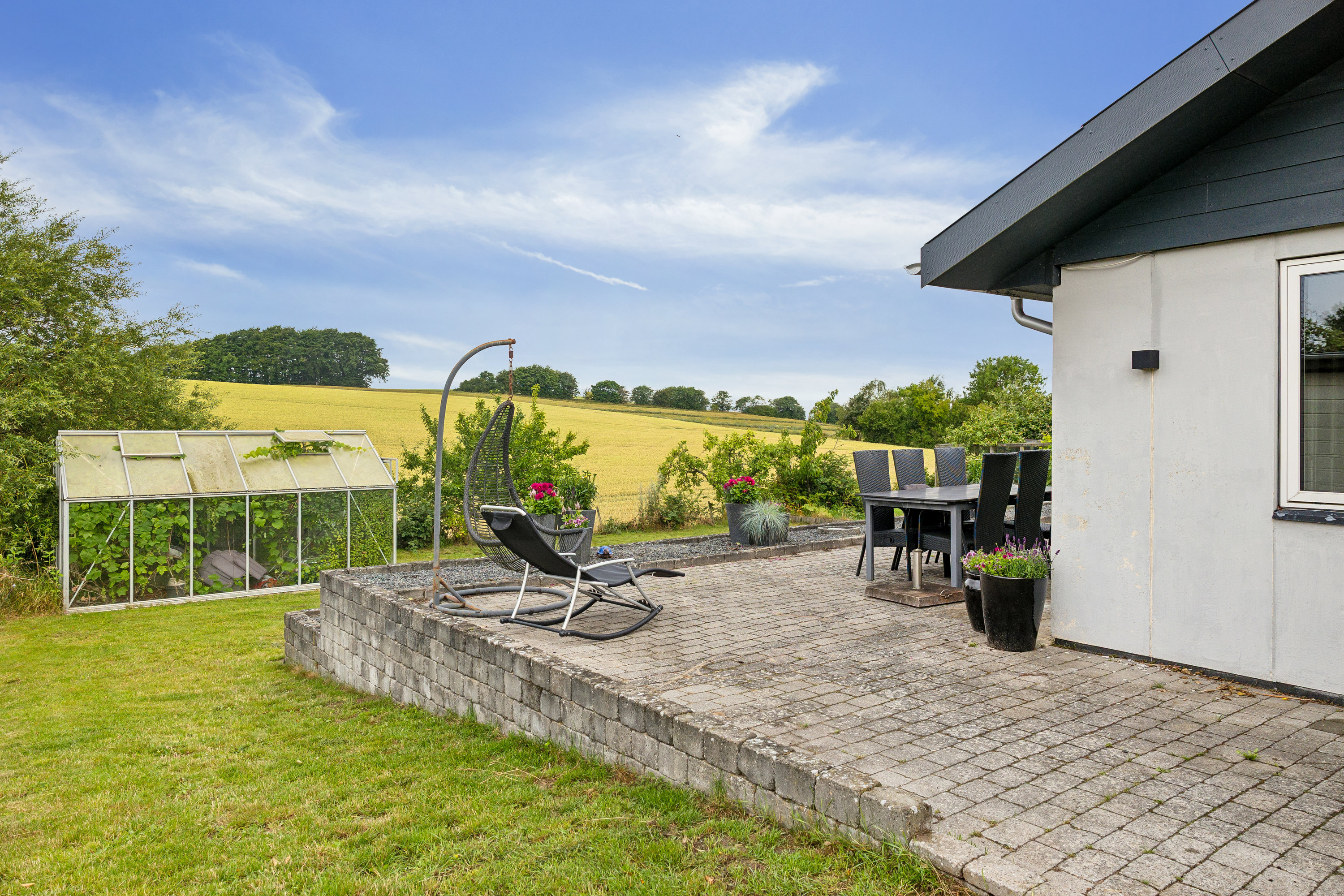 Fremhævet ejendom 1 billede i fuldskærmstilstand. Billede af Grønningen 9, Tåstrup, 8410 Rønde