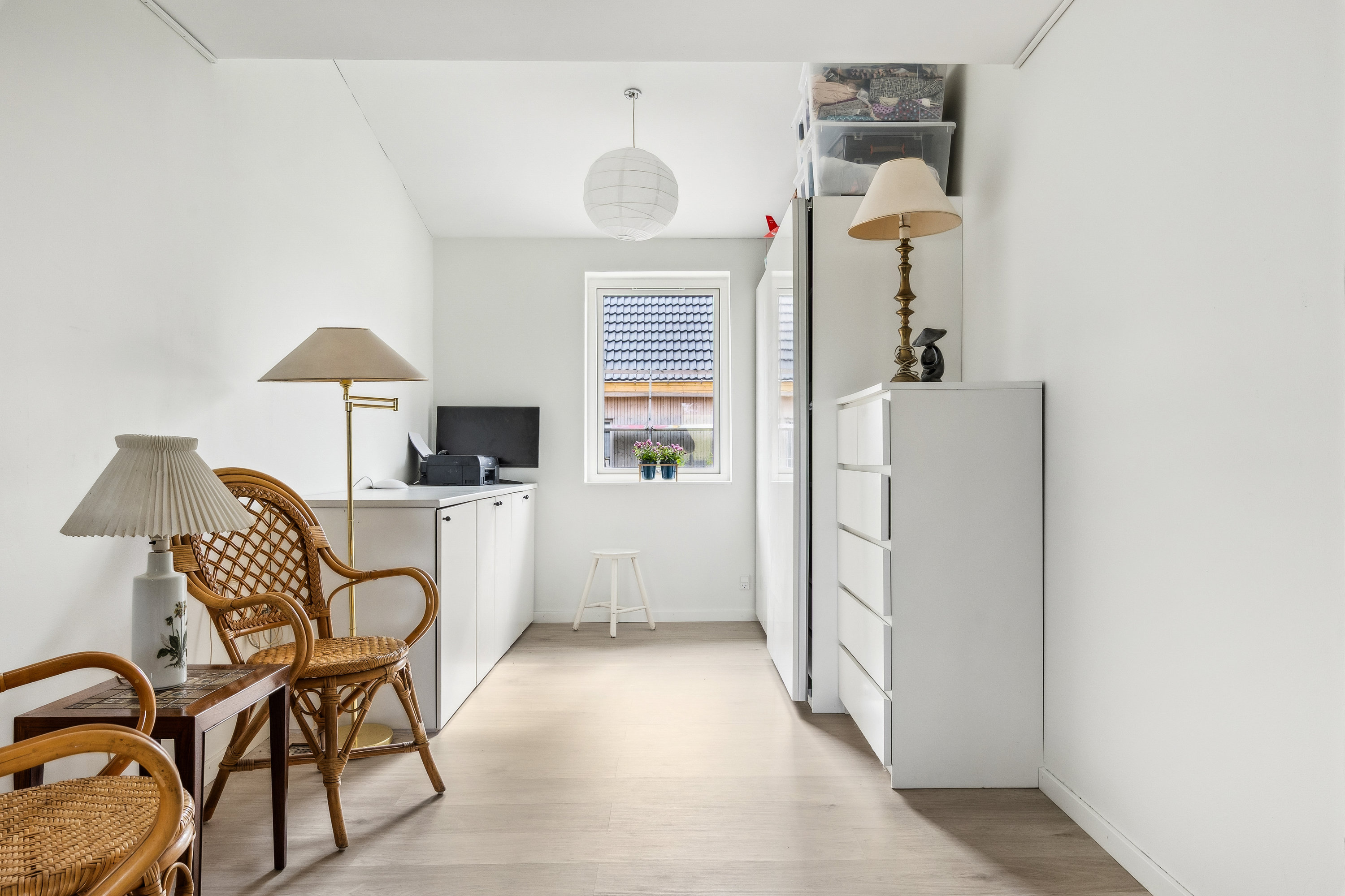 Fremhævet stue billede i fuldskærmstilstand. Billede af Grønningen 9, Tåstrup, 8410 Rønde