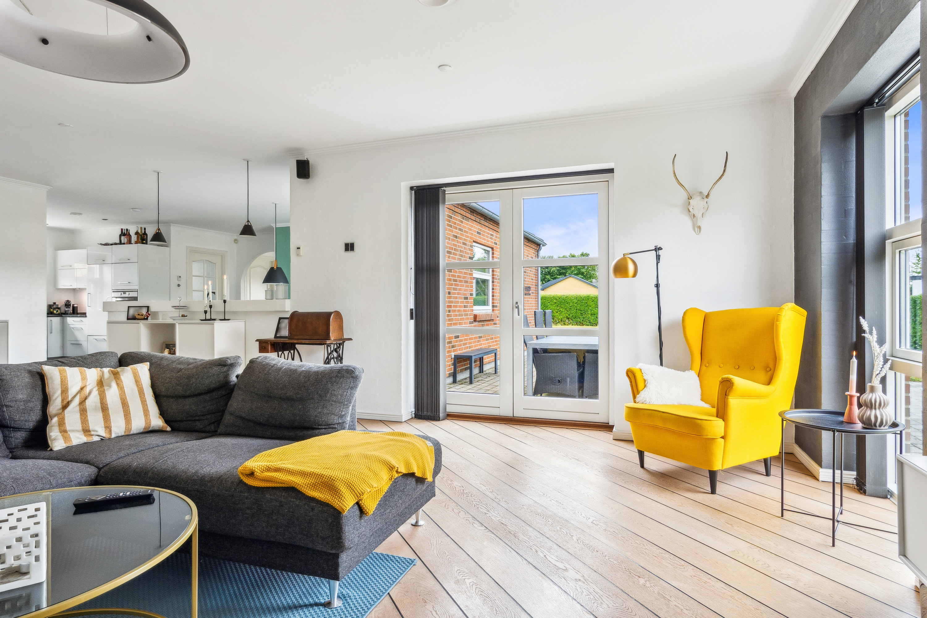 Fremhævet stue billede i fuldskærmstilstand. Billede af Venusvej 1, 8970 Havndal