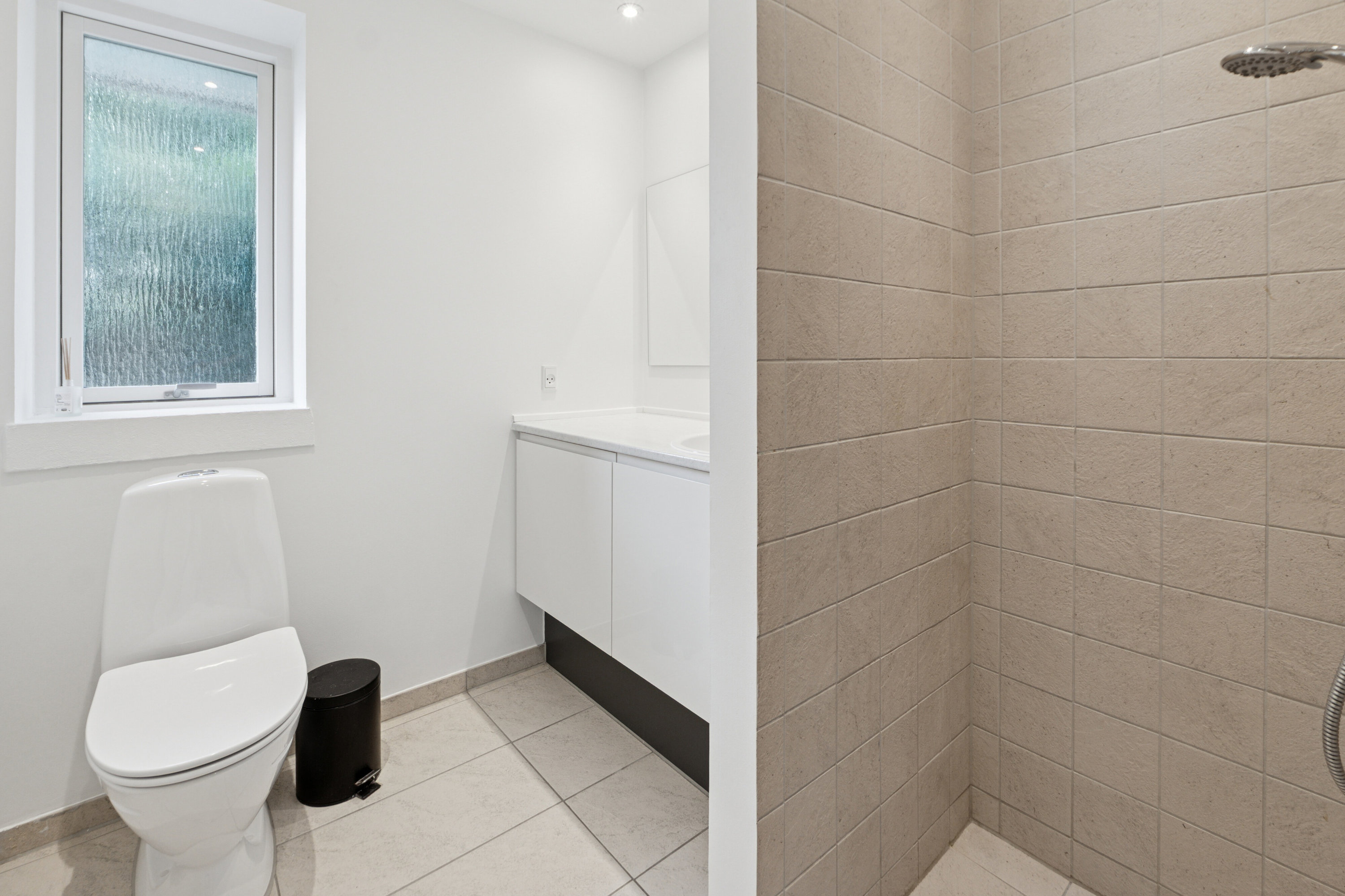 Fremhævet badeværelse billede i fuldskærmstilstand. Billede af Bjerringbrovej 111, 2610 Rødovre