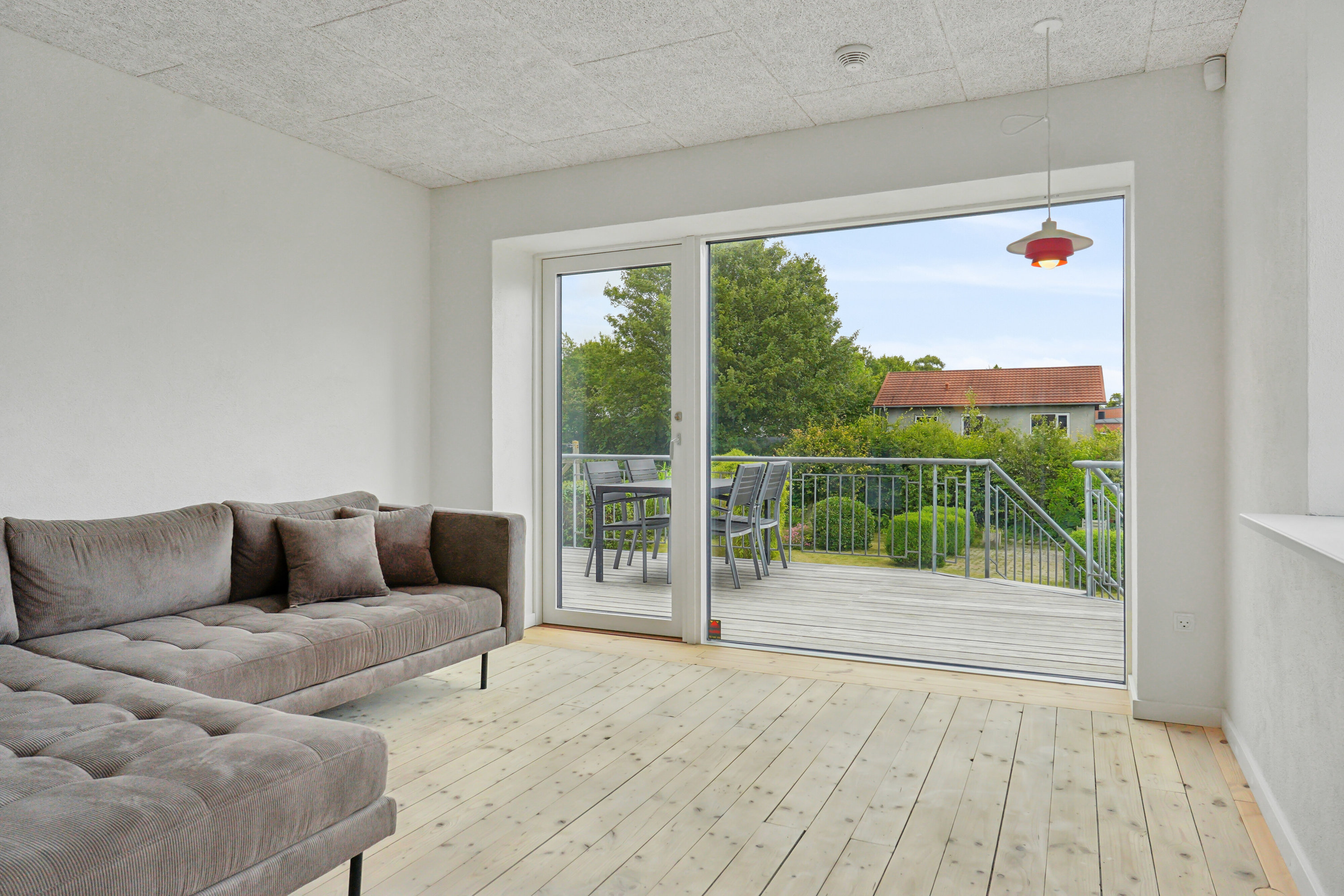 Fremhævet stue billede i fuldskærmstilstand. Billede af Thykiersvej 16, Tingstrup, 7700 Thisted