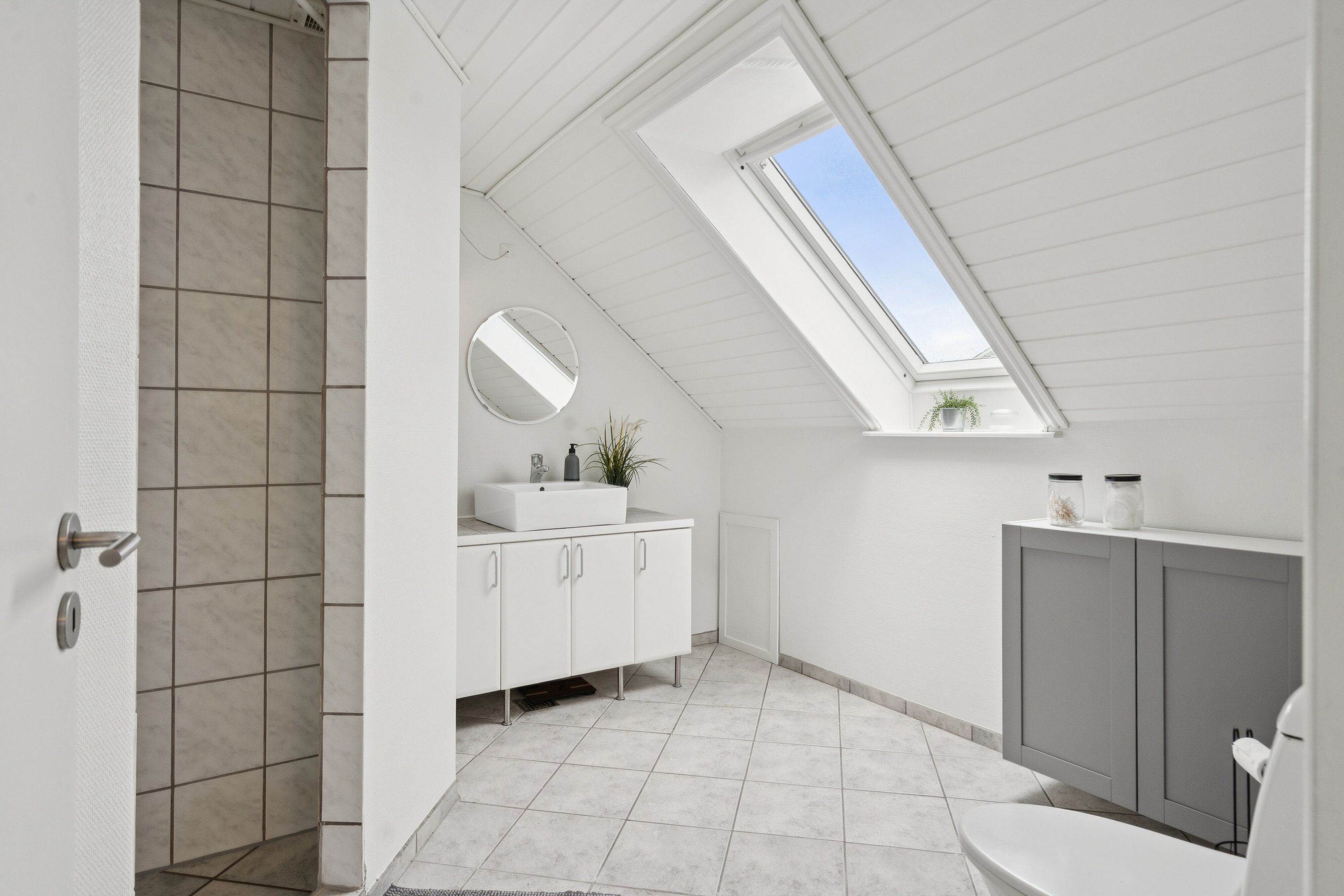 Fremhævet badeværelse billede i fuldskærmstilstand. Billede af Skolegade 5, Sdr Hygum, 6630 Rødding