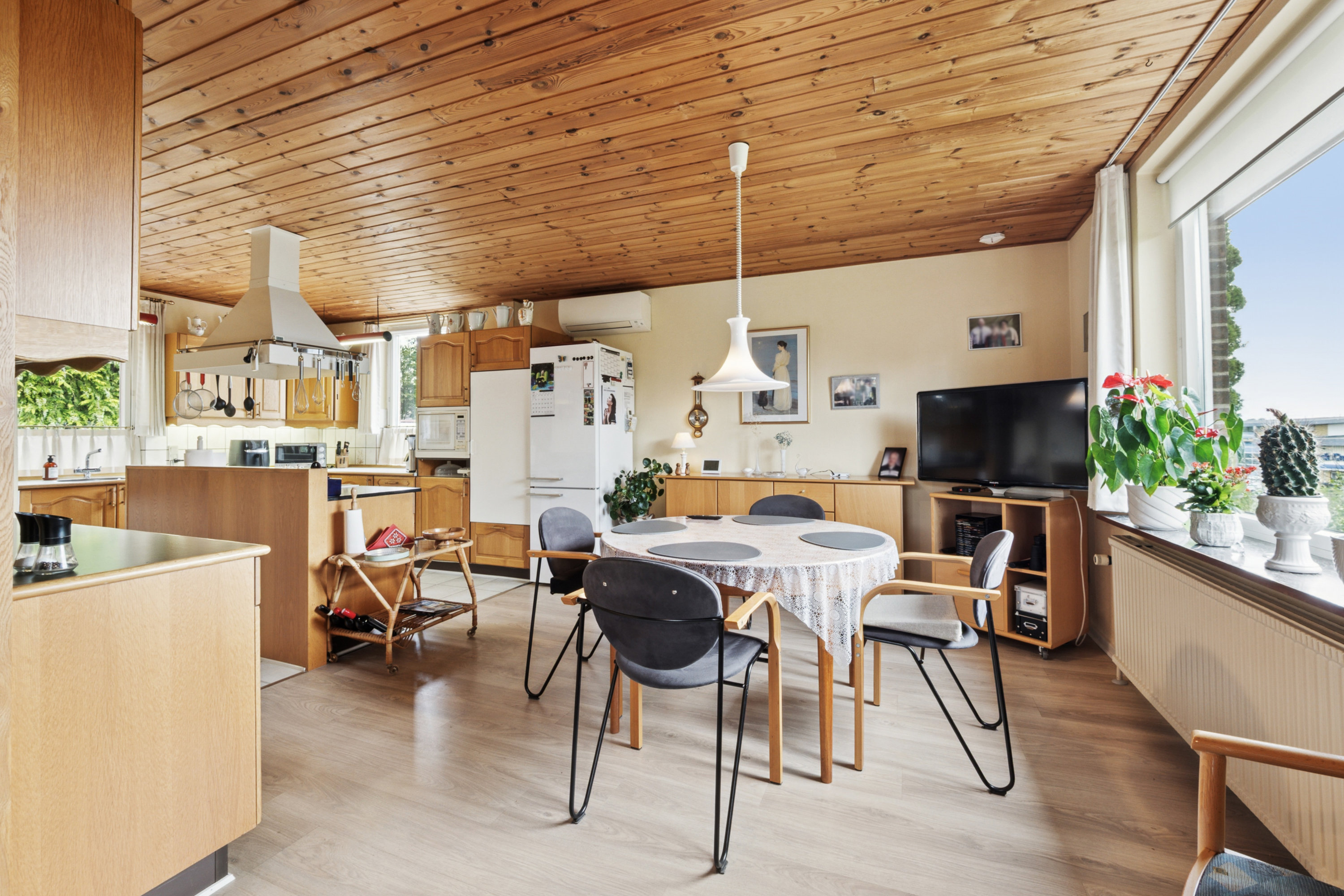 Fremhævet køkken billede i fuldskærmstilstand. Billede af Holstebrovej 50, 8800 Viborg