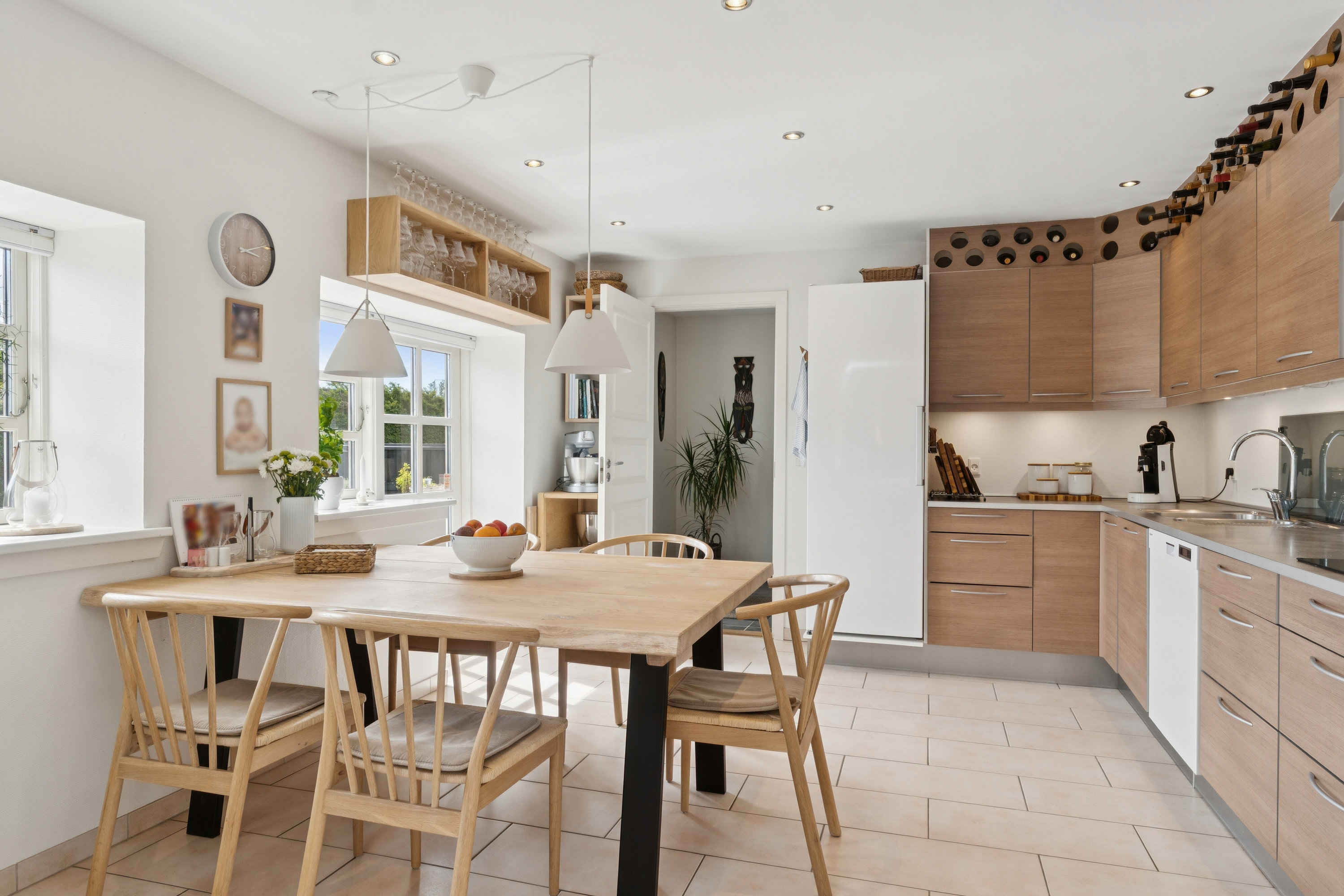 Fremhævet spisestue billede i fuldskærmstilstand. Billede af Kingosvej 7, 9800 Hjørring