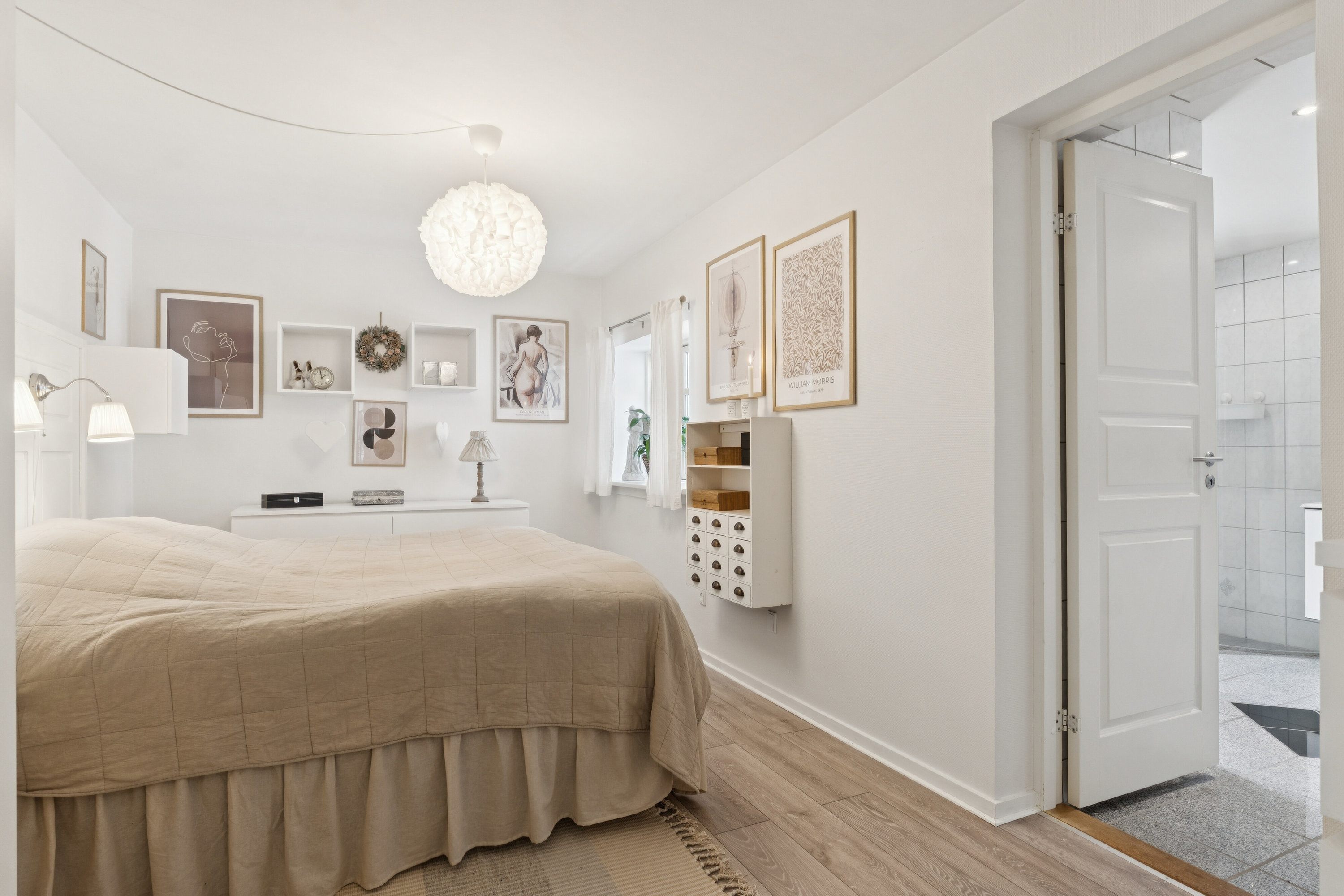 Fremhævet soveværelse billede i fuldskærmstilstand. Billede af Kingosvej 7, 9800 Hjørring