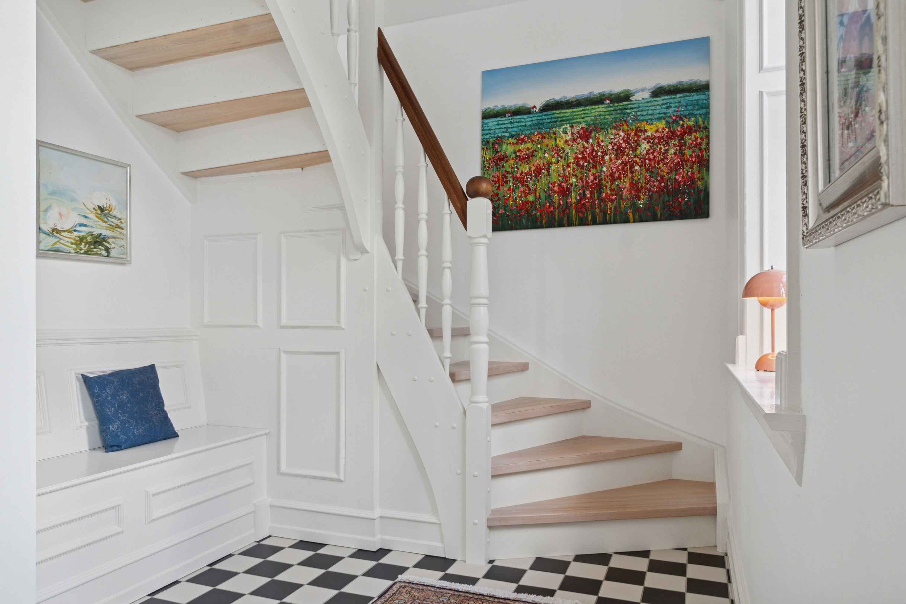 Fremhævet trappe billede i fuldskærmstilstand. Billede af Vestergårdsvangen 102, Stavtrup, 8260 Viby J