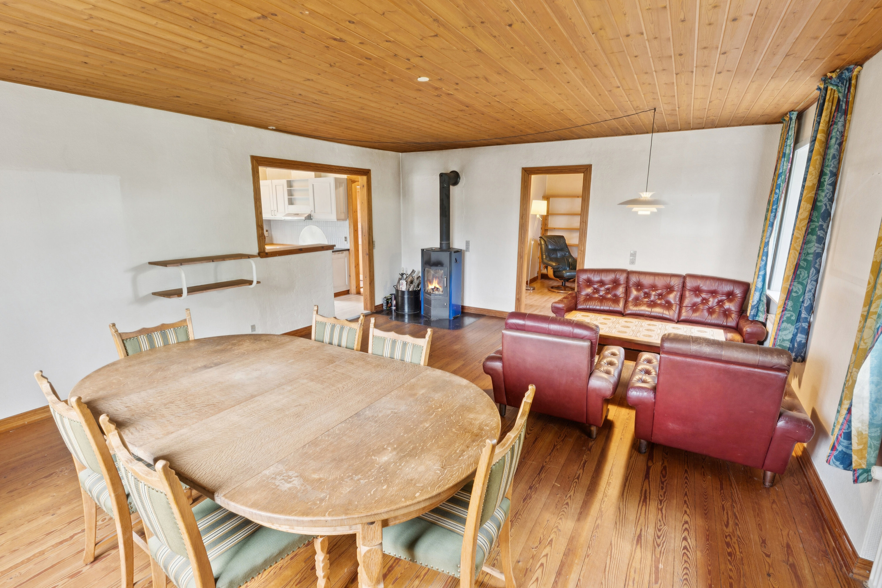 Fremhævet spisestue billede i fuldskærmstilstand. Billede af Tislumvej 5, Hørmested, 9870 Sindal