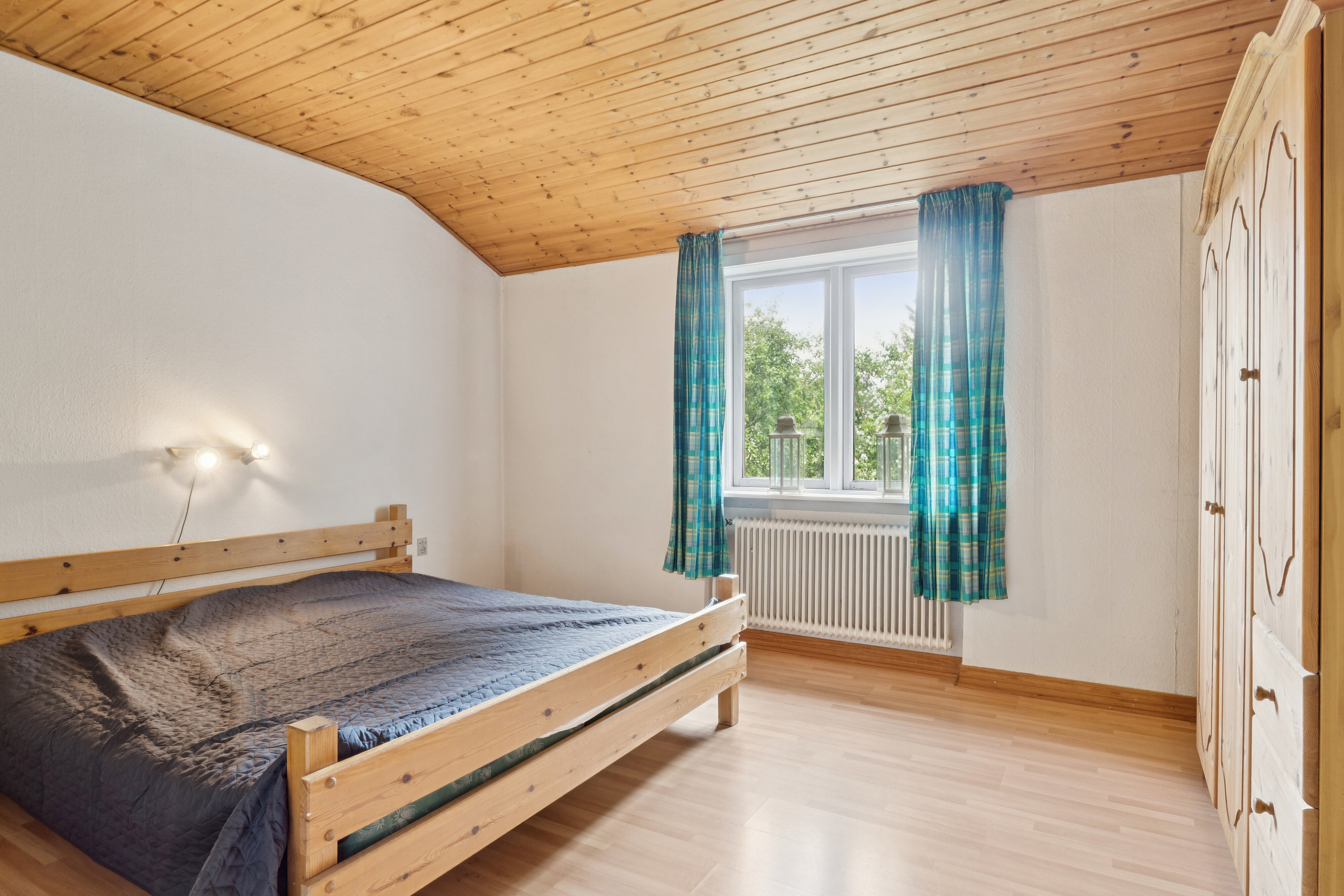 Fremhævet soveværelse billede i fuldskærmstilstand. Billede af Tislumvej 5, Hørmested, 9870 Sindal