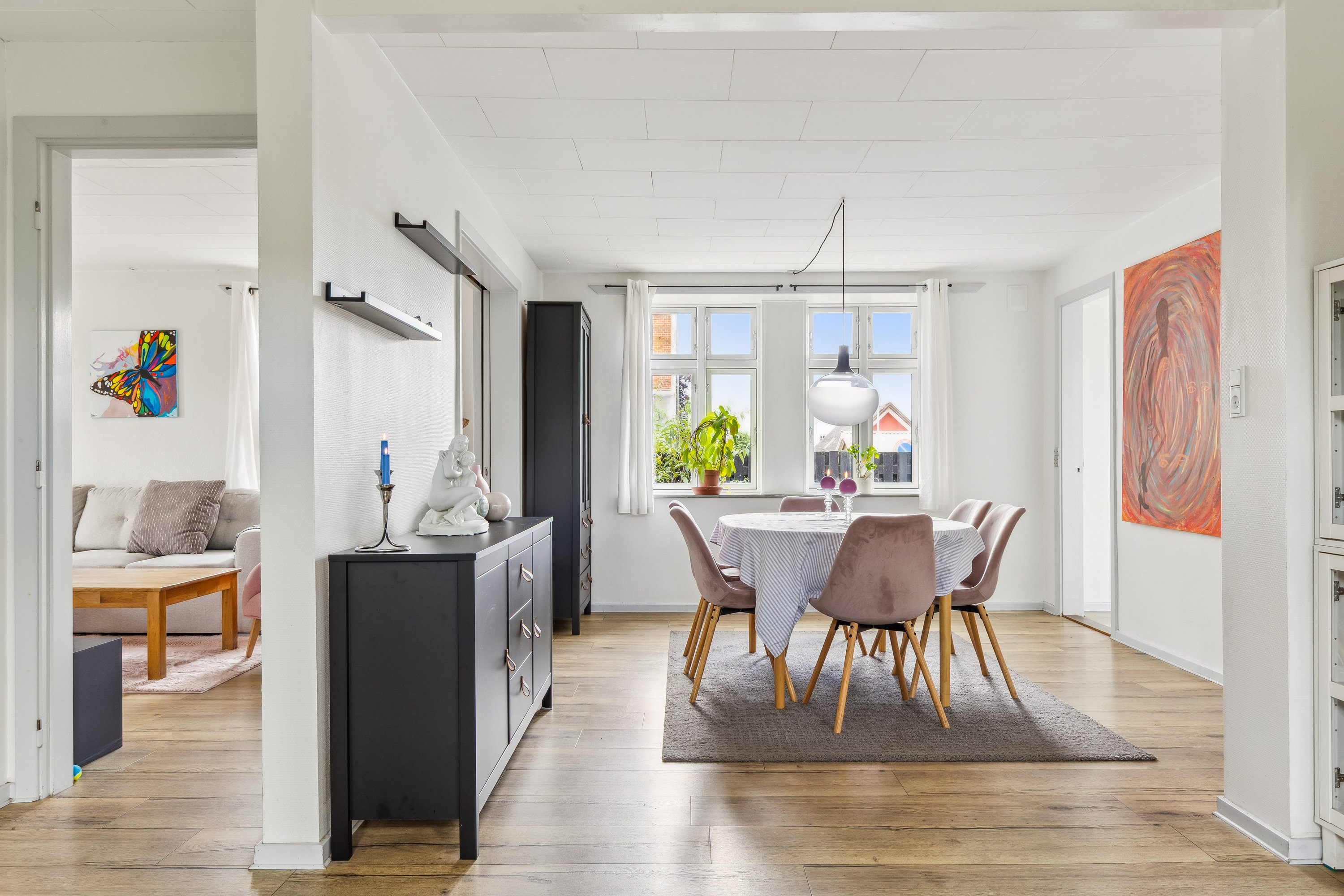 Fremhævet spisestue billede i fuldskærmstilstand. Billede af Hovedgaden 14, 4520 Svinninge