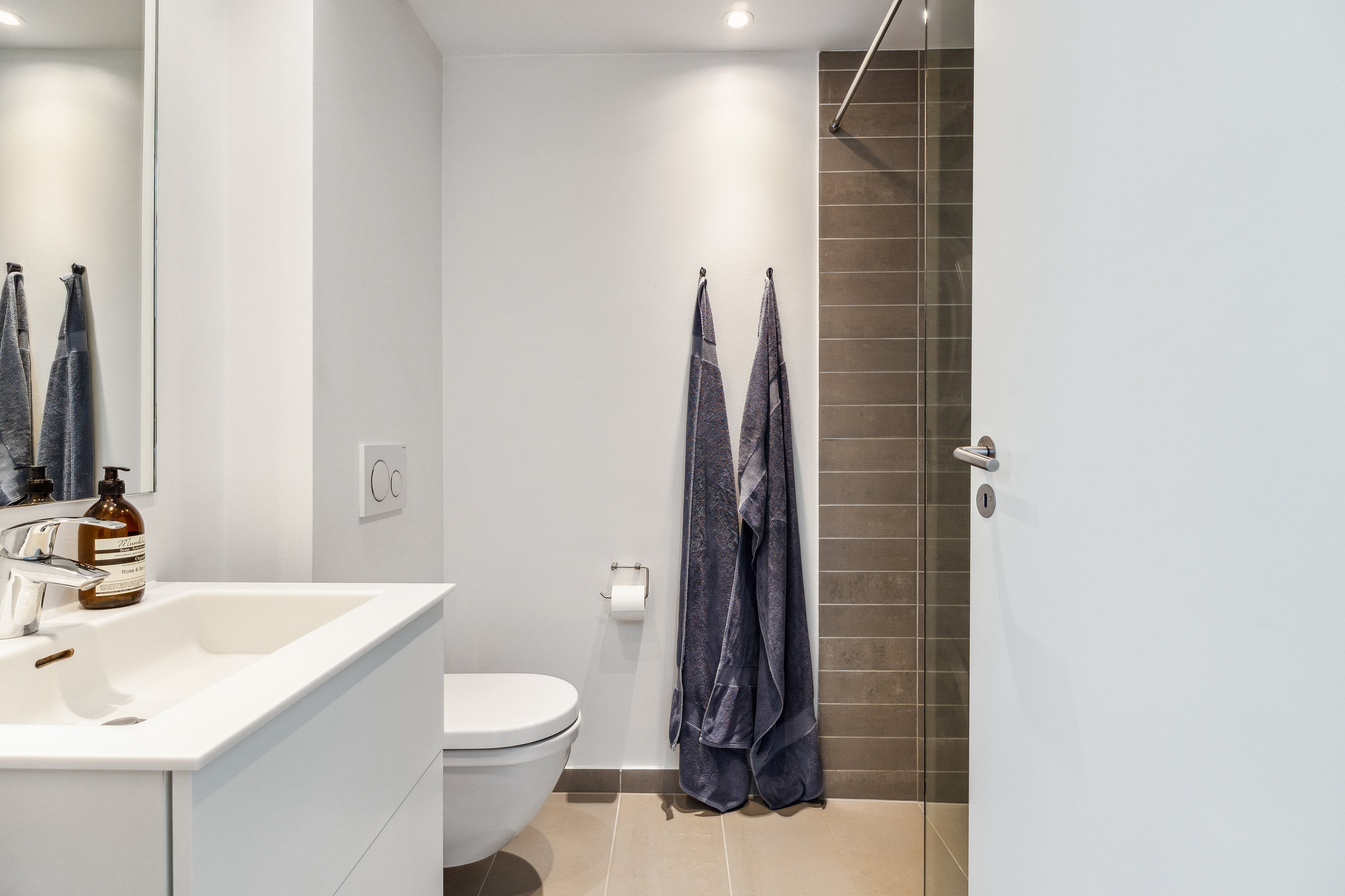 Fremhævet badeværelse billede i fuldskærmstilstand. Billede af Trelleborggade 15, 3. 2., 2150 Nordhavn