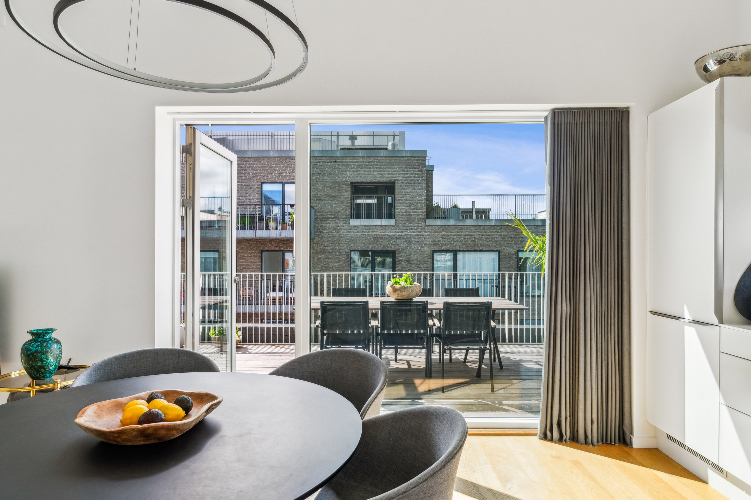 Miniaturebillede 2: stue. Billede af Trelleborggade 15, 3. 2., 2150 Nordhavn