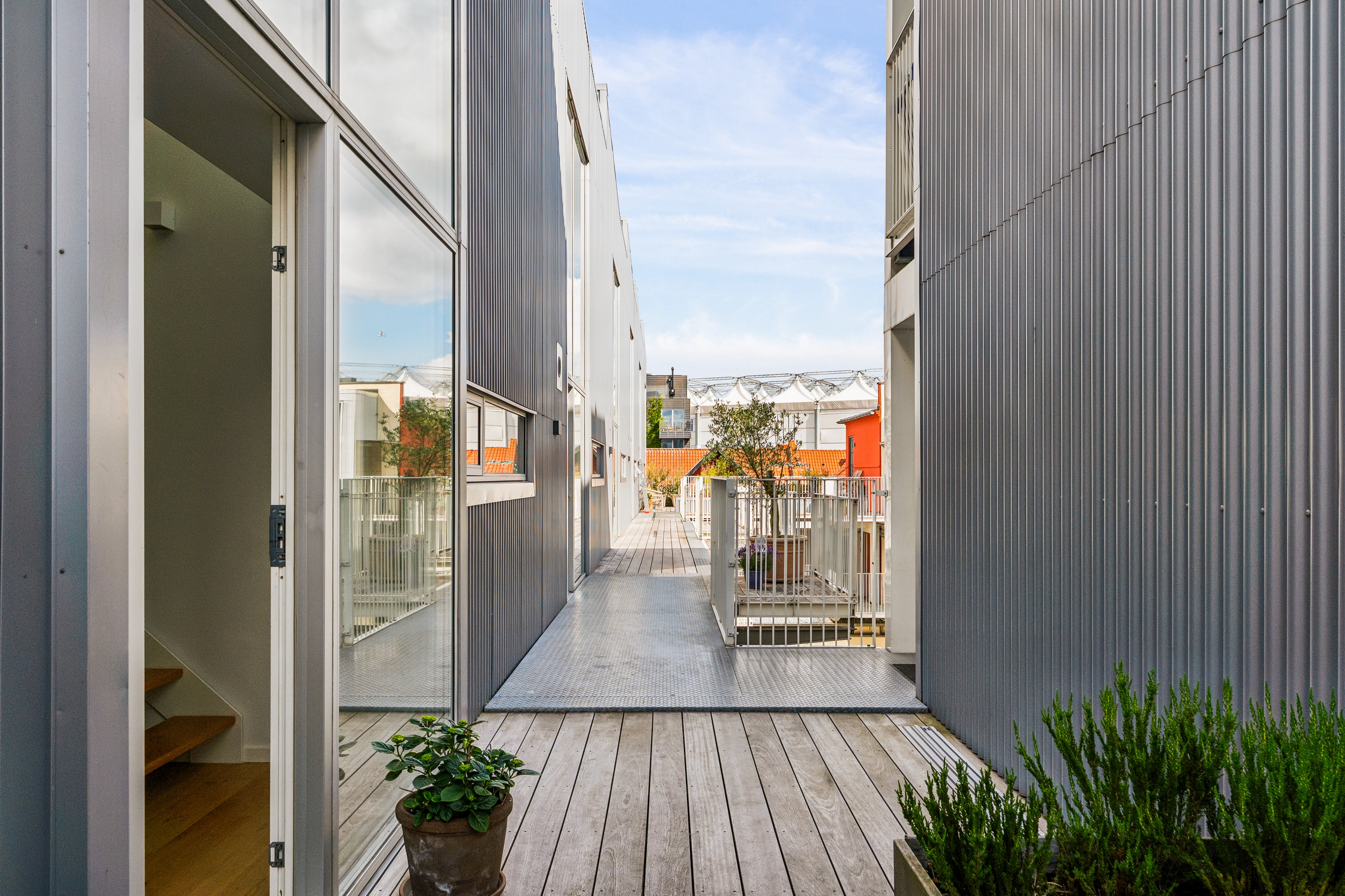 Fremhævet altan billede i fuldskærmstilstand. Billede af Trelleborggade 15, 3. 2., 2150 Nordhavn