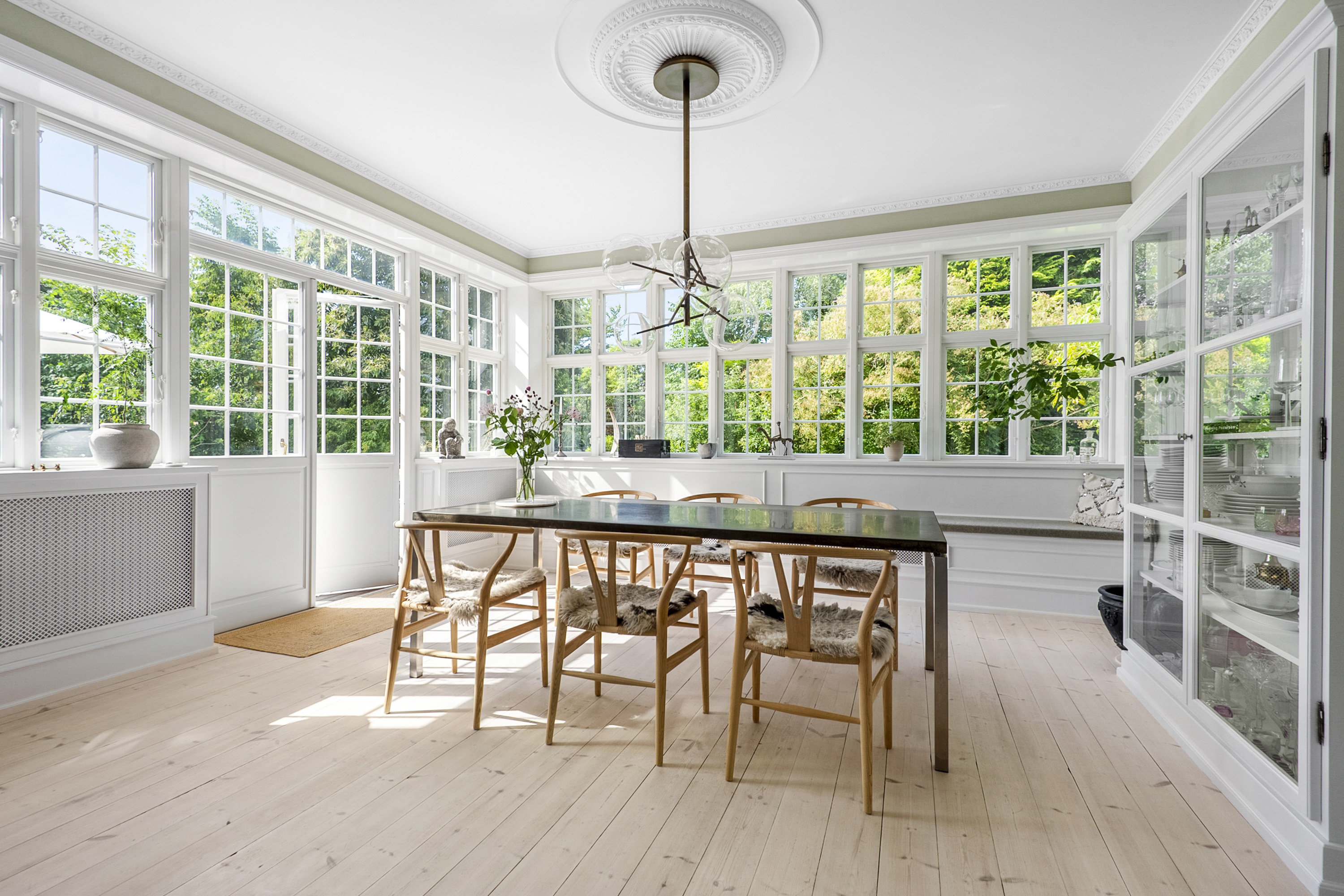 Fremhævet spisestue billede i fuldskærmstilstand. Billede af Bastrupsvej 7, 6800 Varde