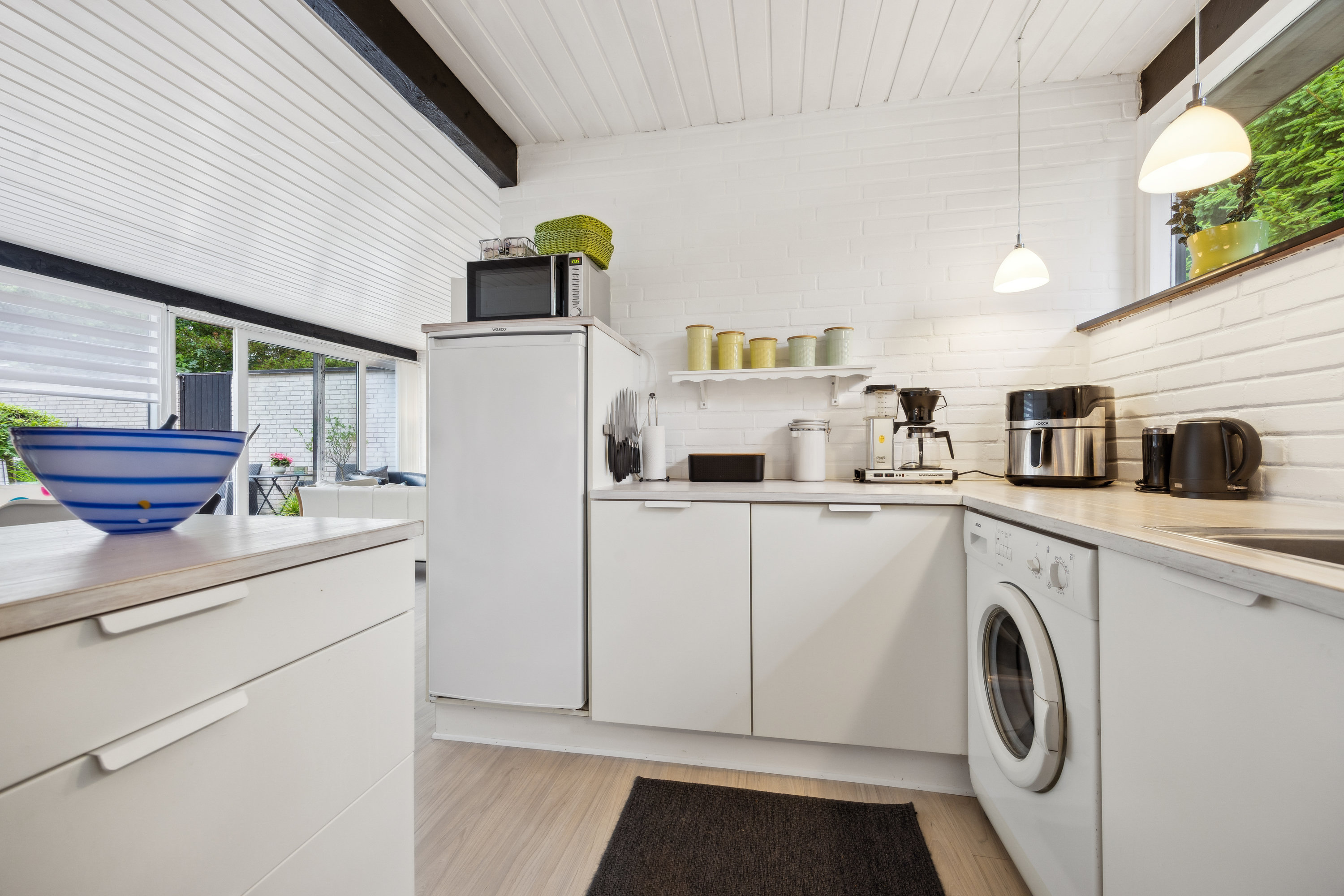 Fremhævet køkken billede i fuldskærmstilstand. Billede af Kongeparken 17, Koldkær, 9370 Hals